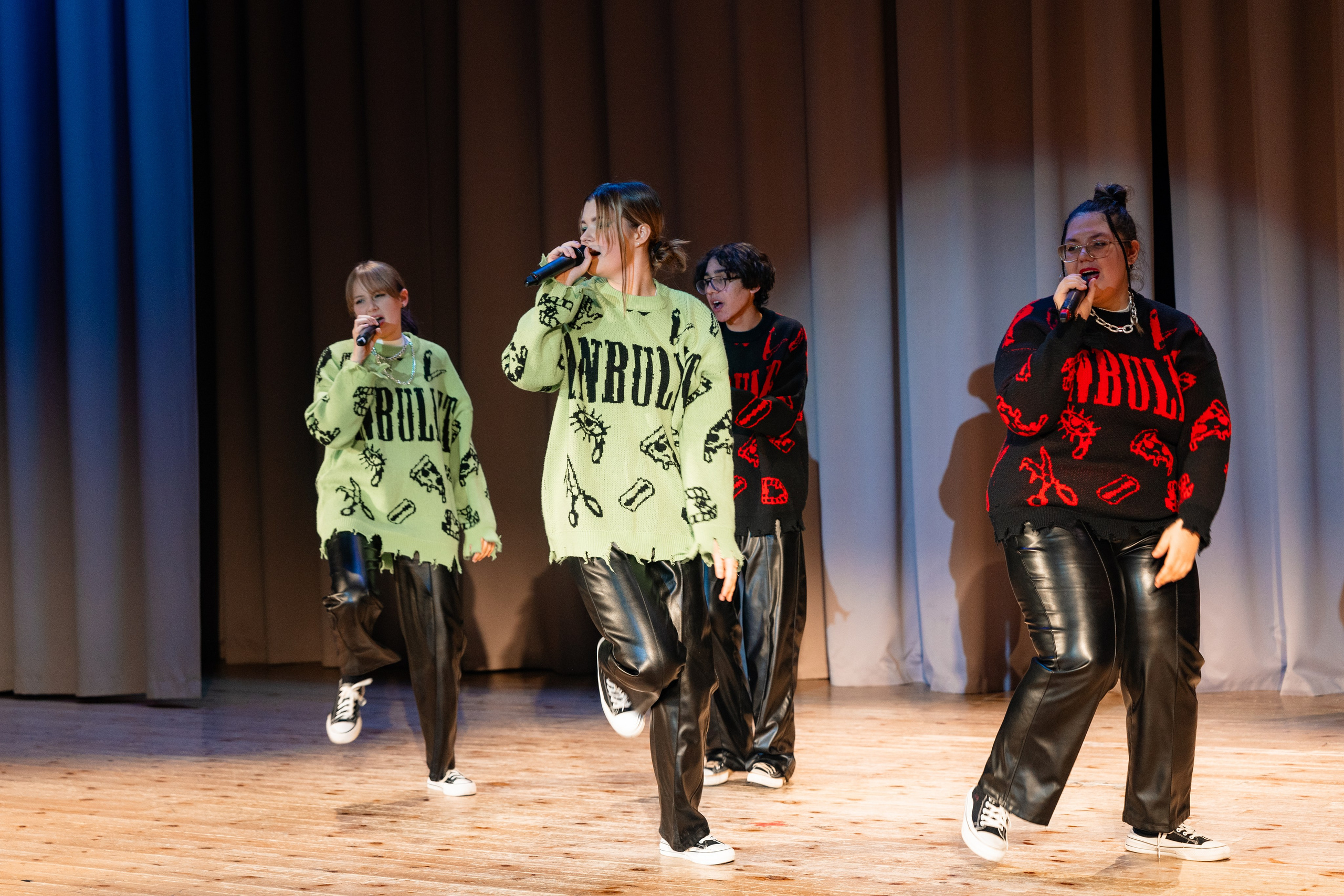 Концерт ДК Буривестник. Фотограф Никита Комаров