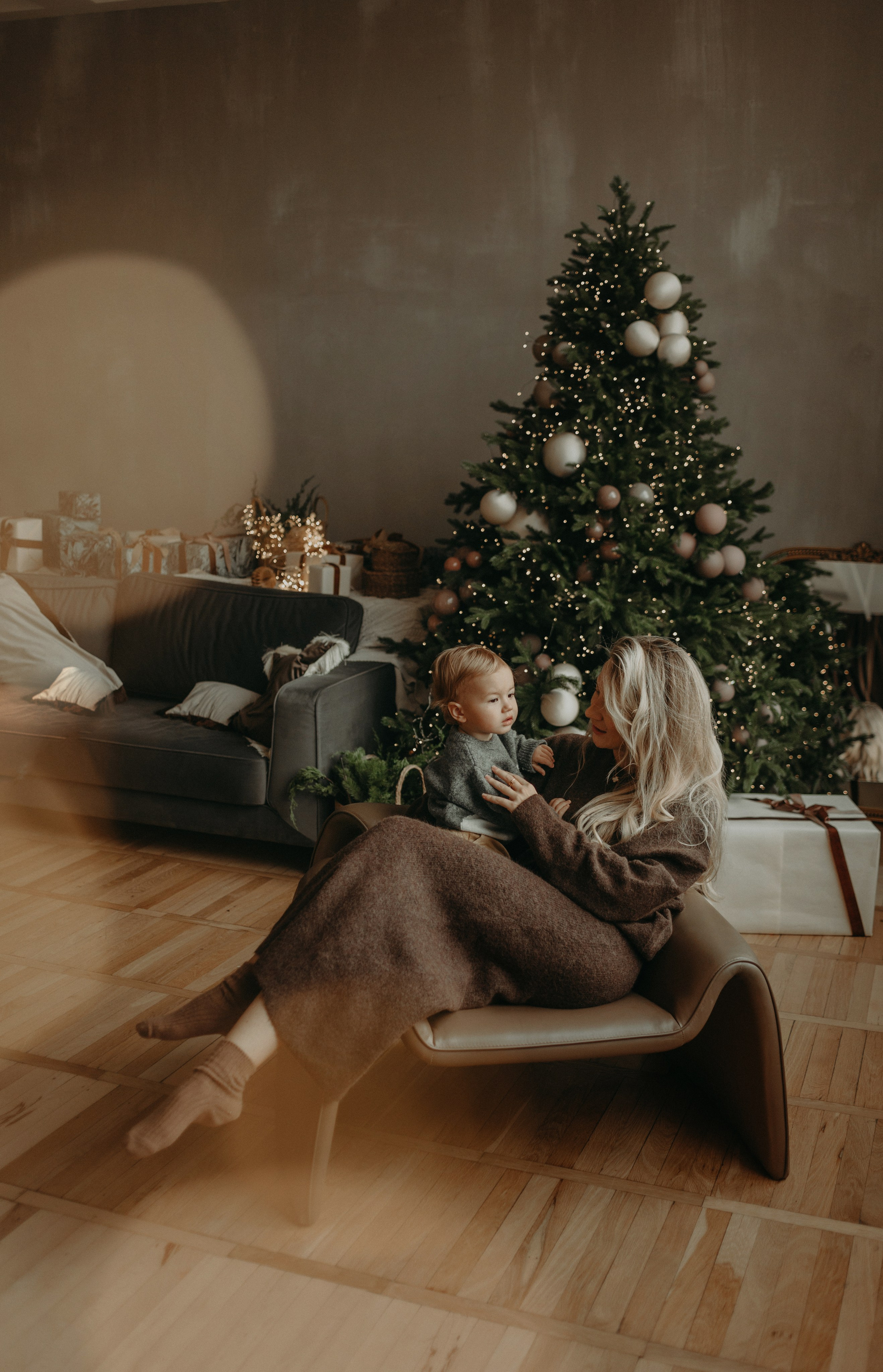 Новогодние фотографии 2024\2025 году, короткие сьемки. Фотограф в Краснодаре Евгения Михаевич