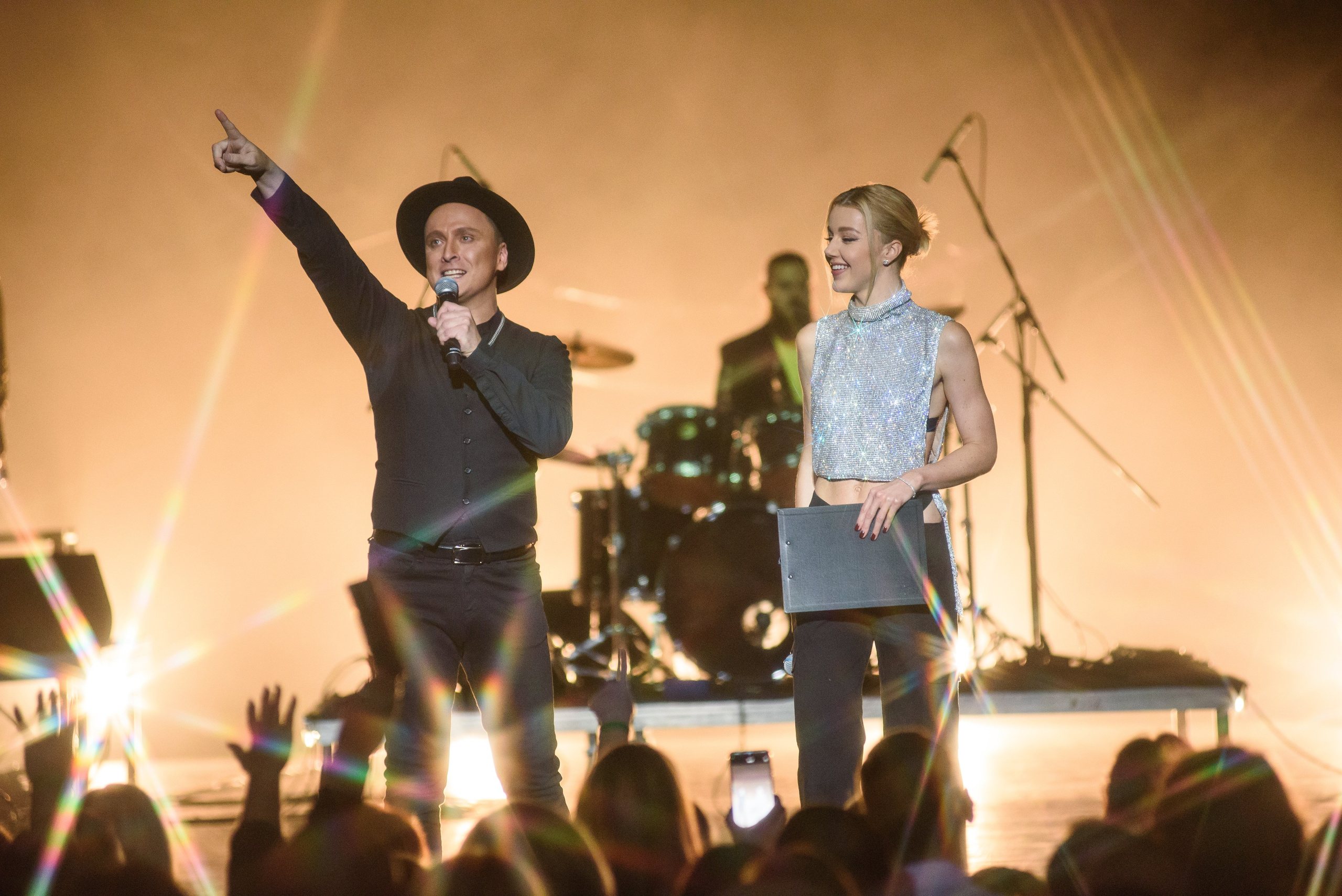 Дискотека 80-90-2000х — «Имена на все времена», Крокус Сити Холл. Бренд-фотограф для экспертов и блогеров в Москве Влада Горбовская