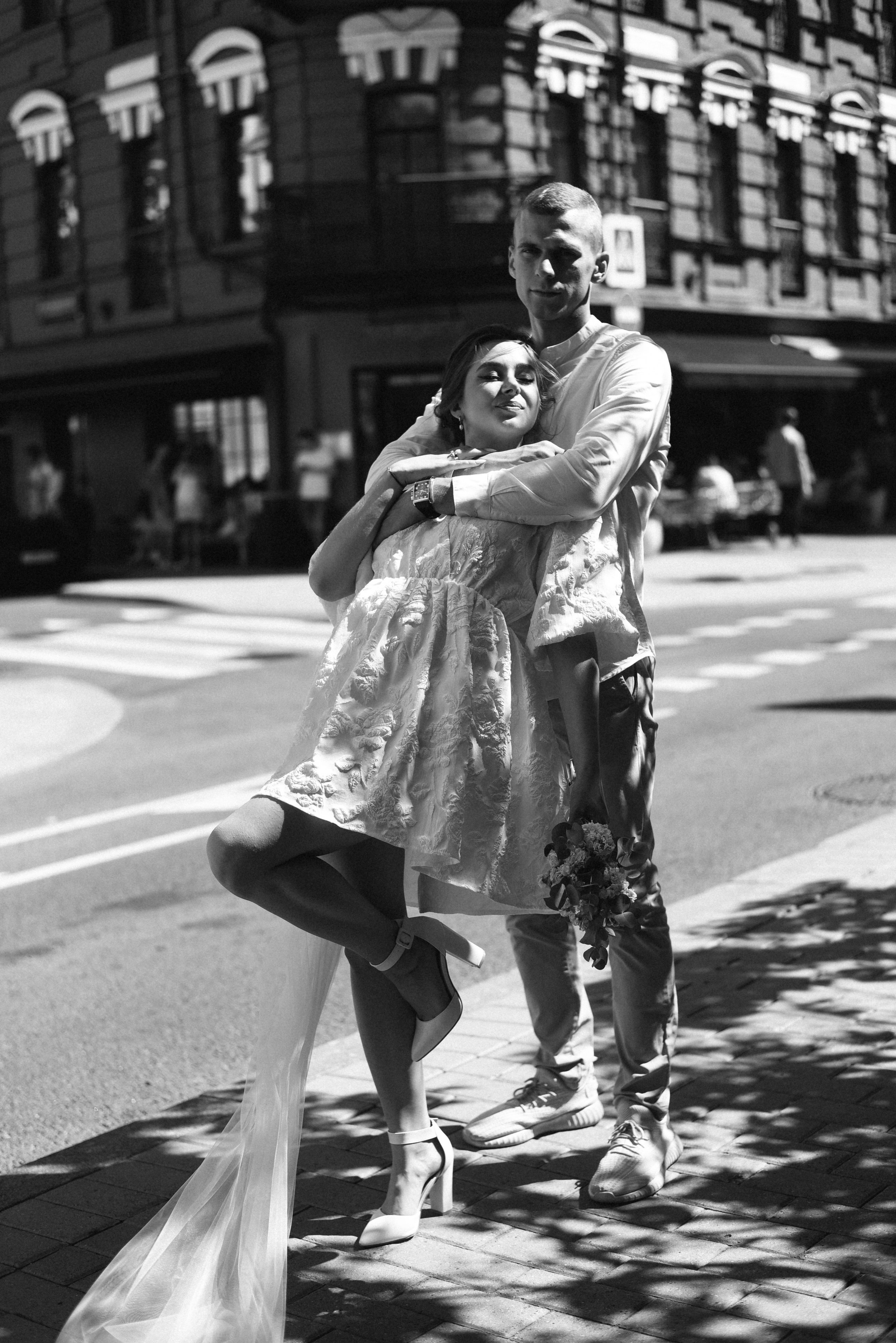 Андрей и Дарья ЗАГС № 4 Свадебная прогулка по городу. Фотограф Лола Волна, город Москва