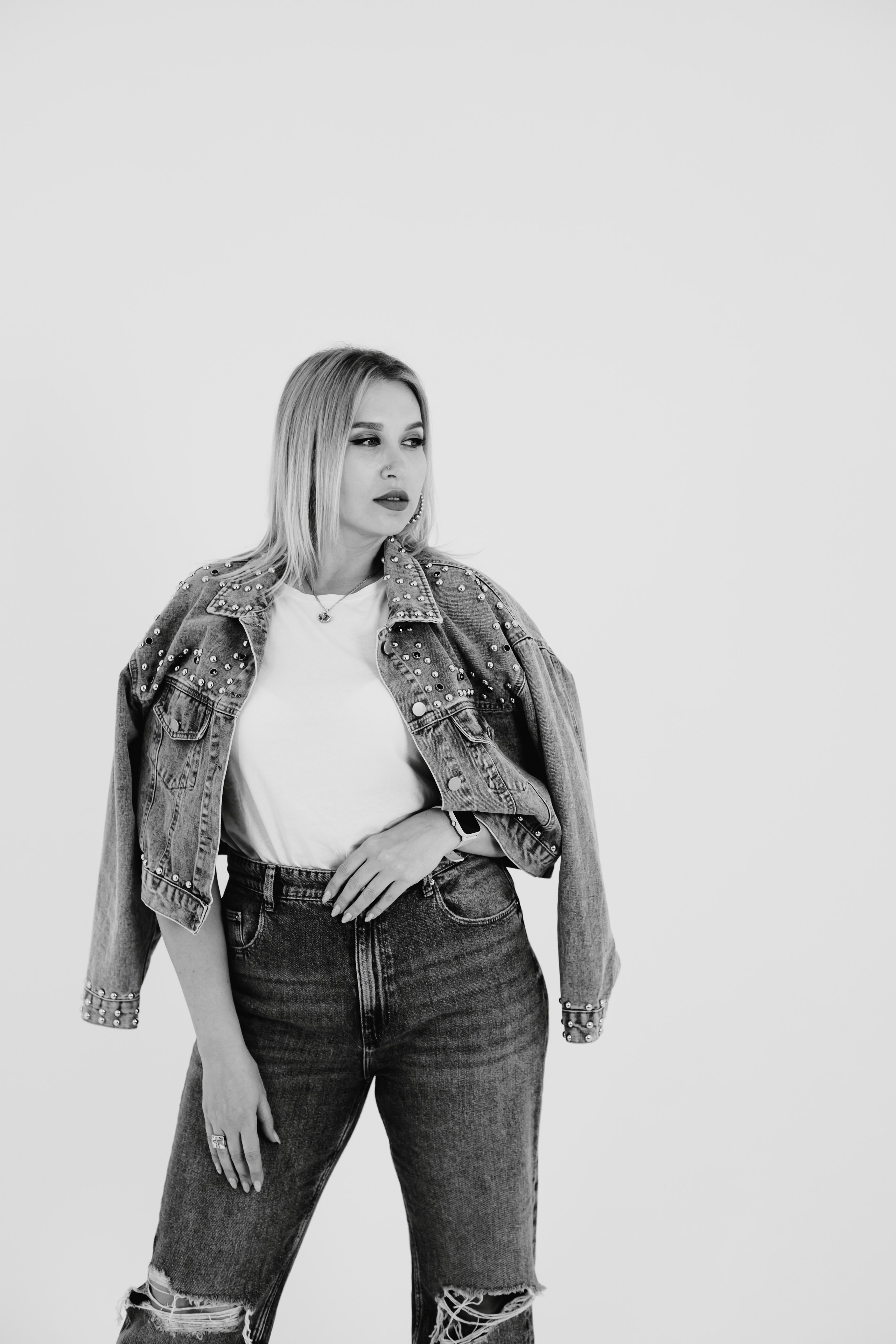 Карина, 50-52 р-р, 172 см. KED Production — продакшн из СПб. Создаём фото, видео и контент, который помогает брендам и селлерам продавать больше