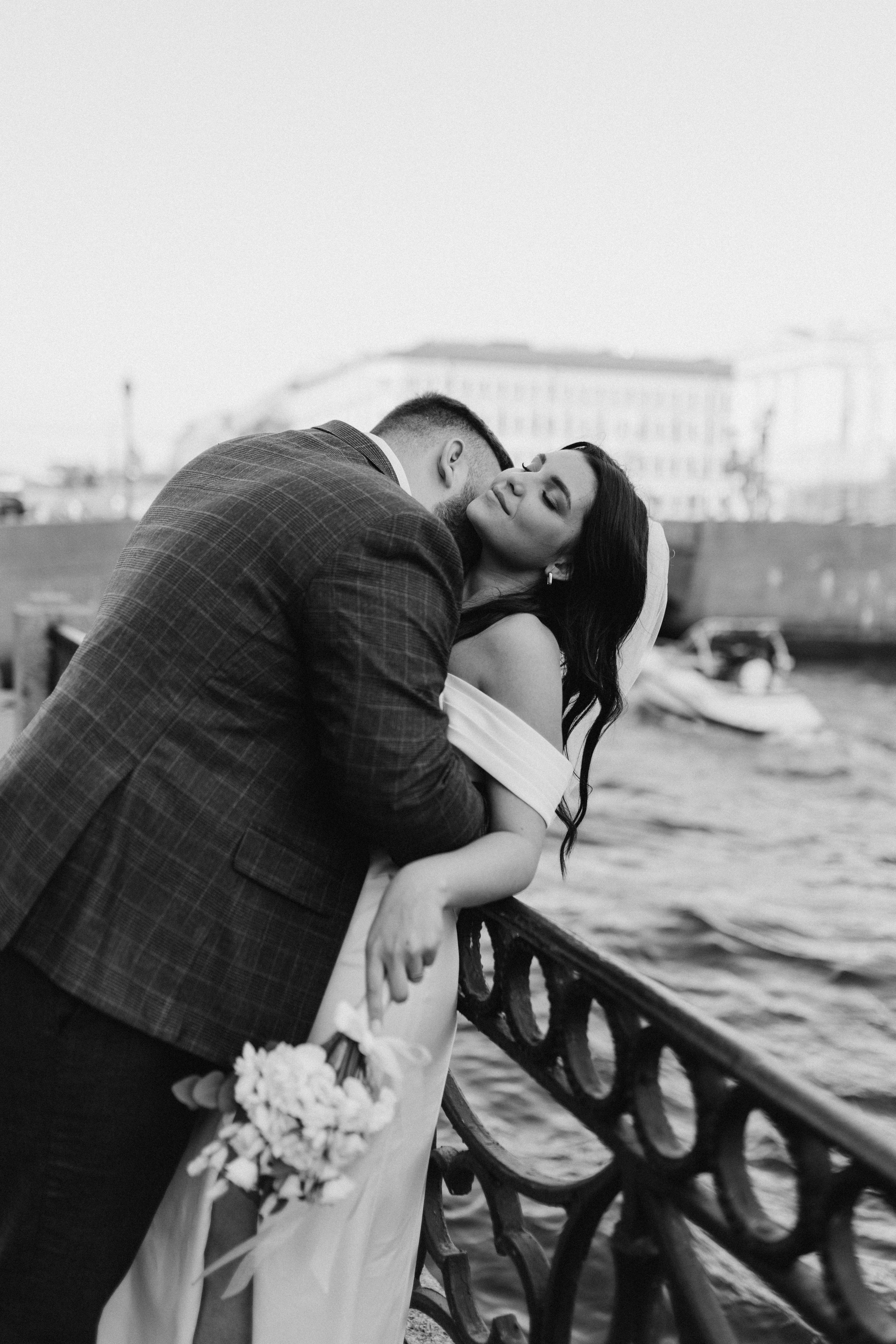 Артем и Регина | Дворец бракосочетания 1. Свадебный и love story фотограф в Санкт-Петербурге