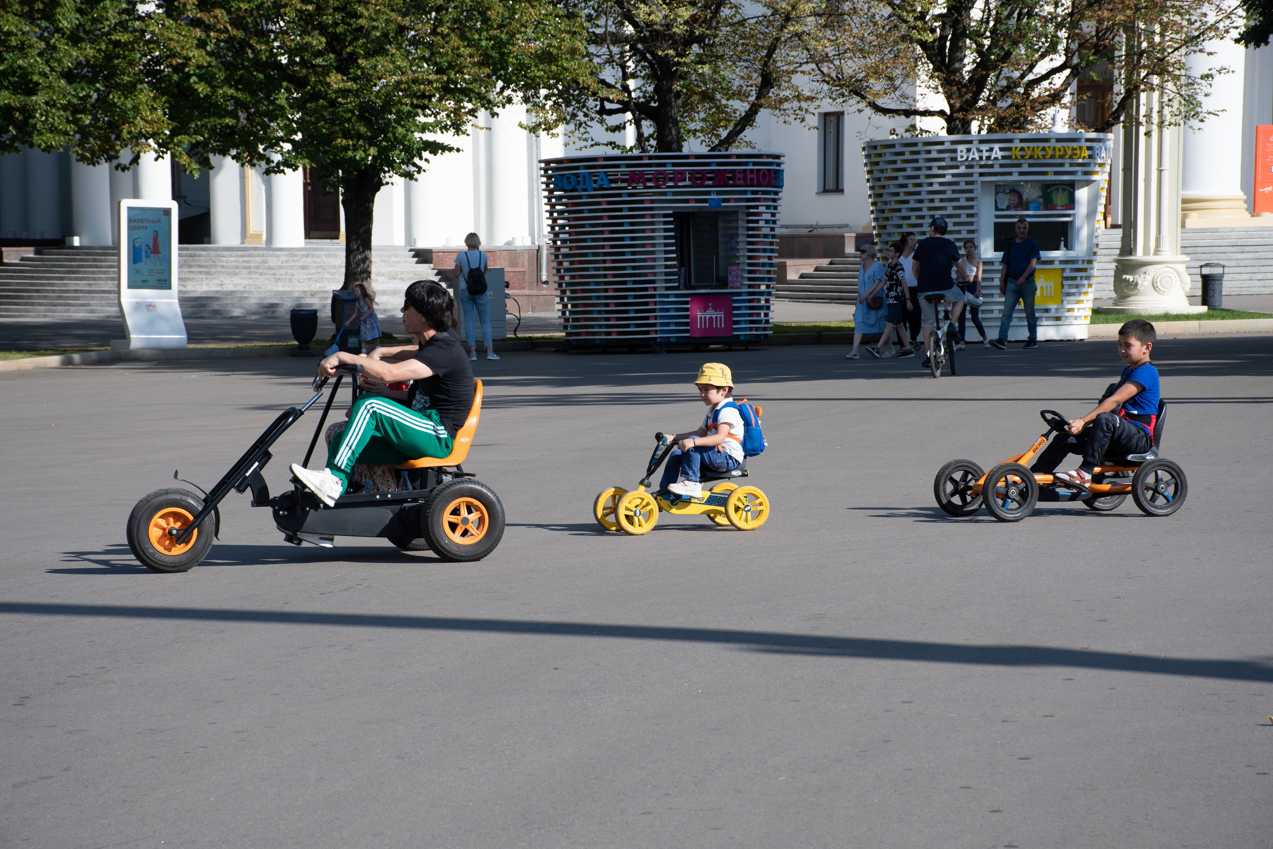 20220811 ВДНХ. Дмитрий Ремизов. Фотография, как хобби