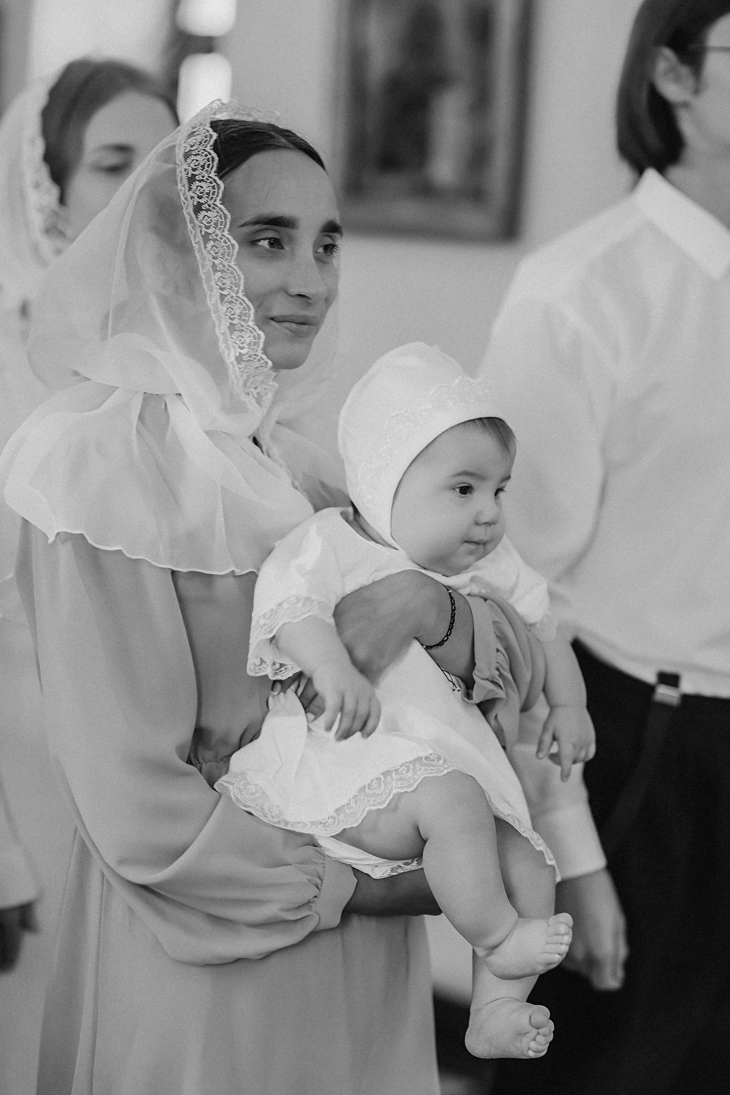 Крещение круглая церковь. Семейный фотограф Тюмень, фотограф на роды Салмина Мария
