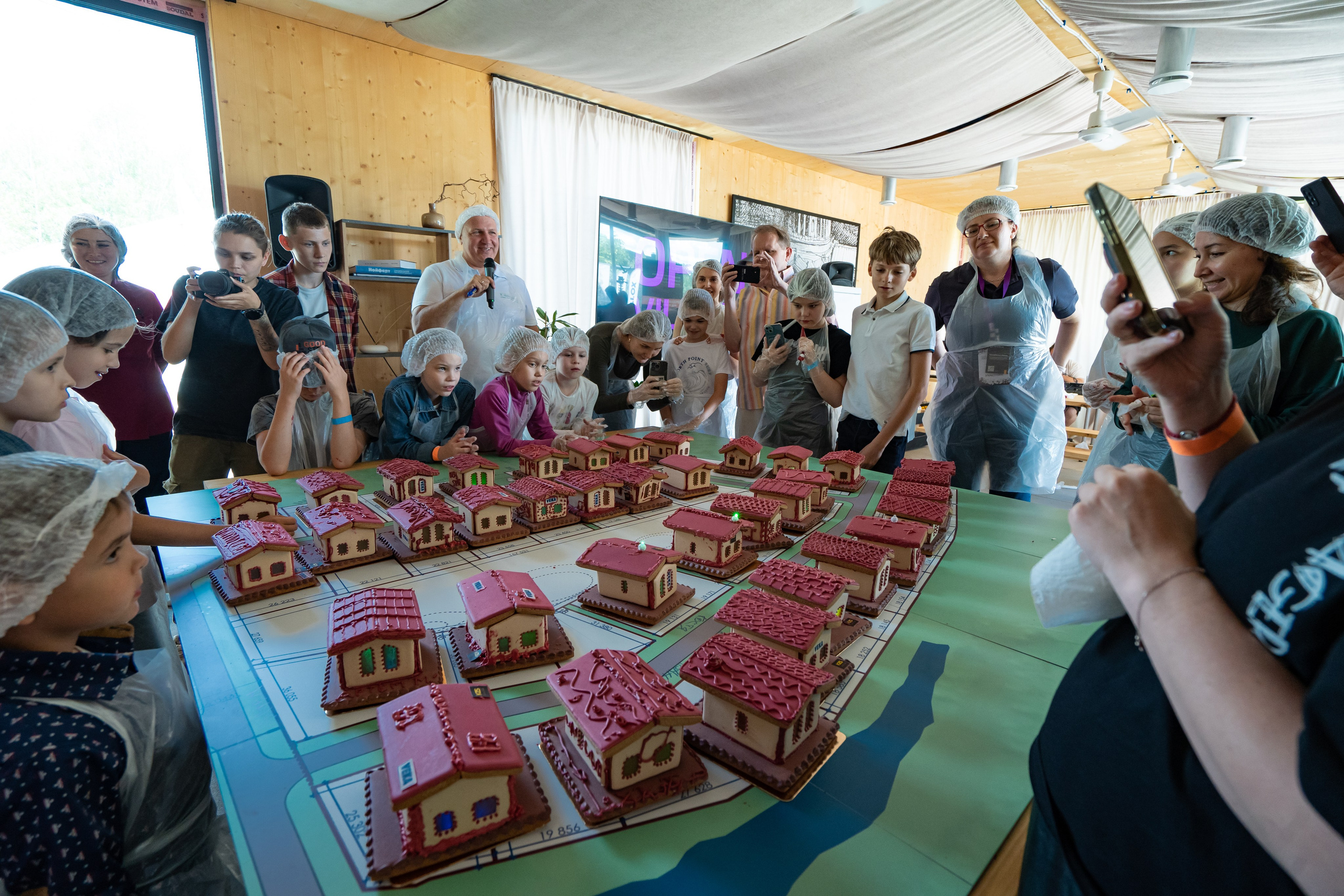 Выставка коттеджных домов Open Village. Фото / Видеосъемка в Москве