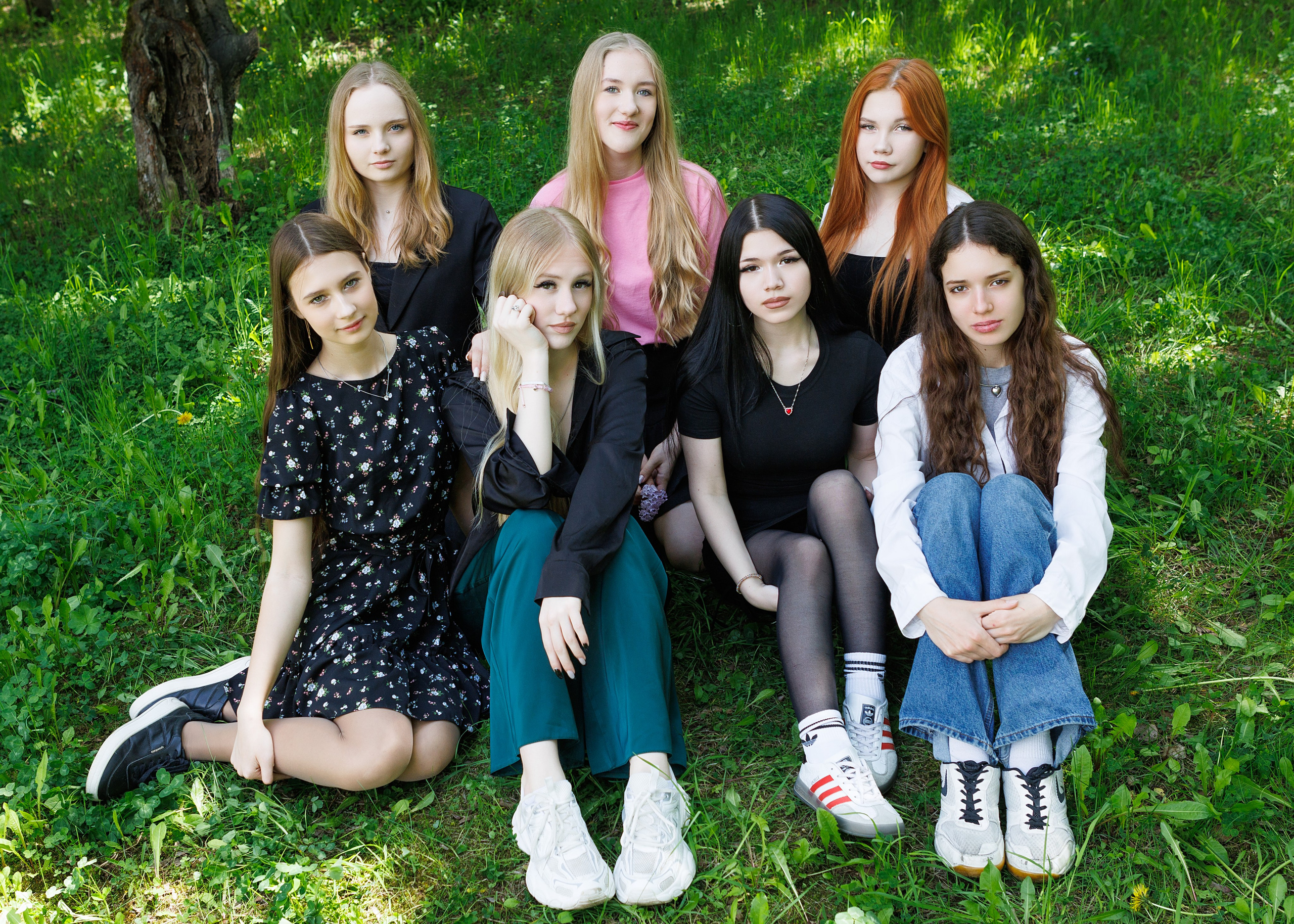 Школа 9 — 11 классы. Выпускные альбомы для школ и детских садов