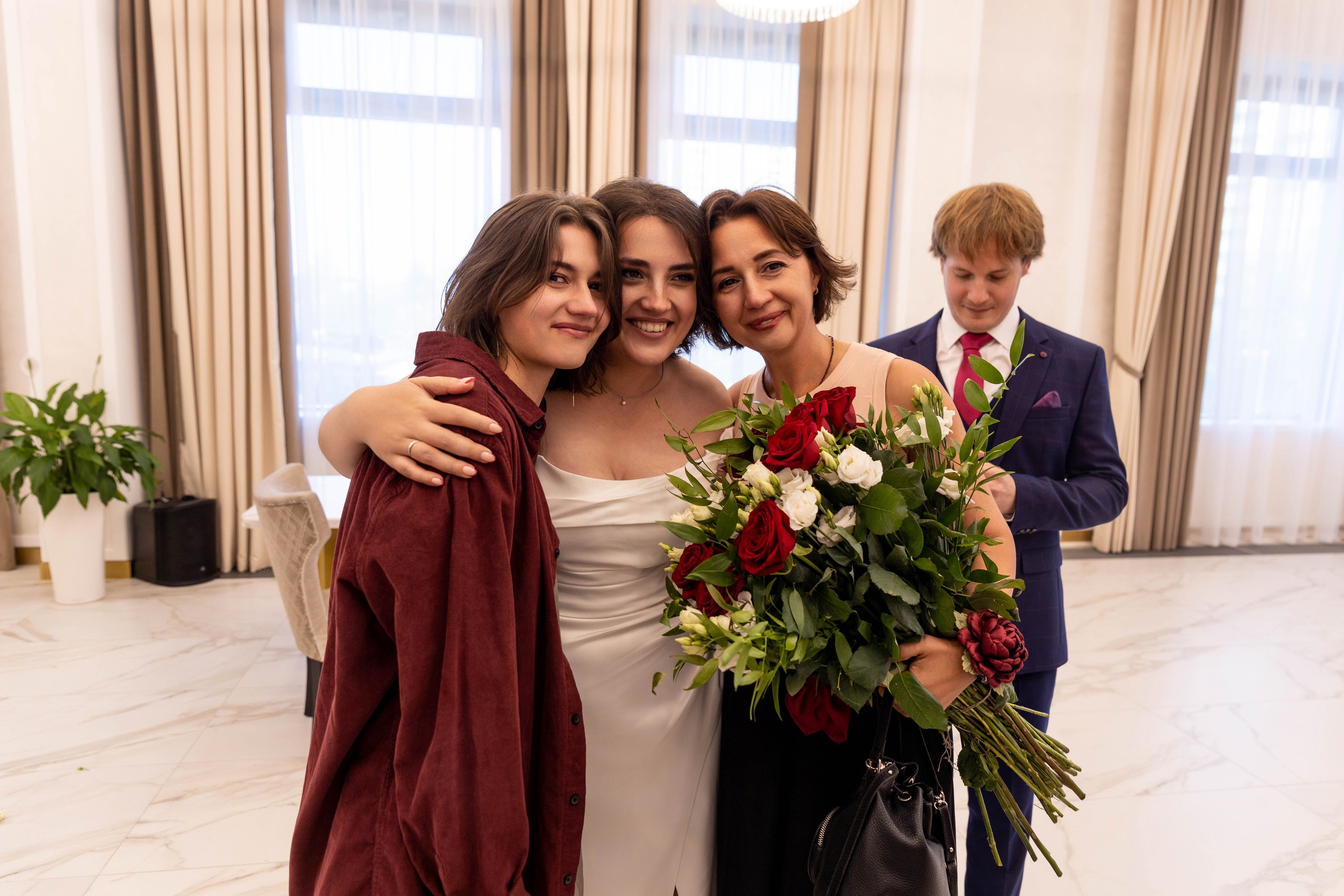 Свадебный день в Москве. Свадебный фотограф Александра Мяскова