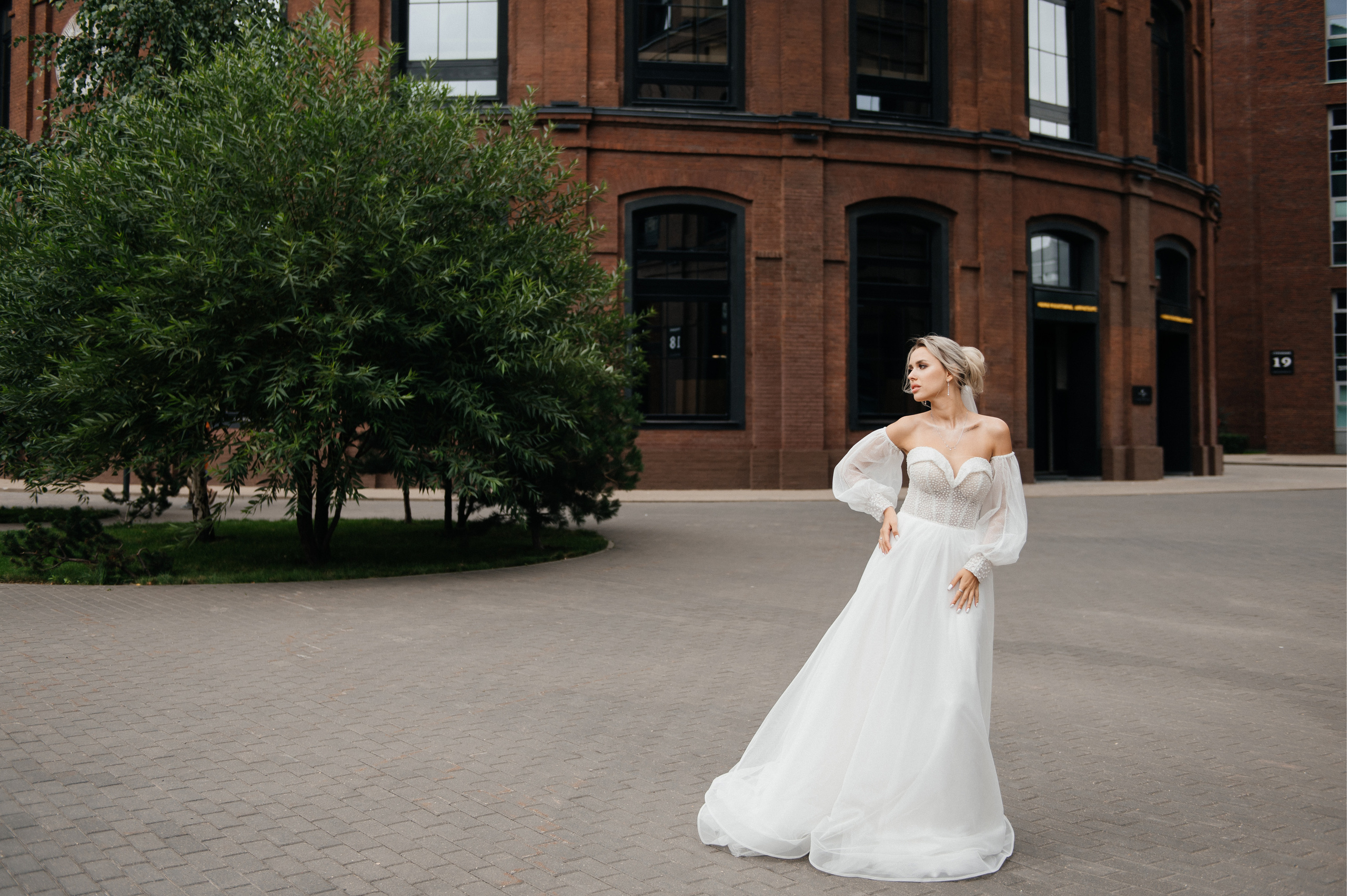 Свадебная фотосессия на Арма заводе. Семейный и свадебный фотограф в Москве Татьяна Николаева