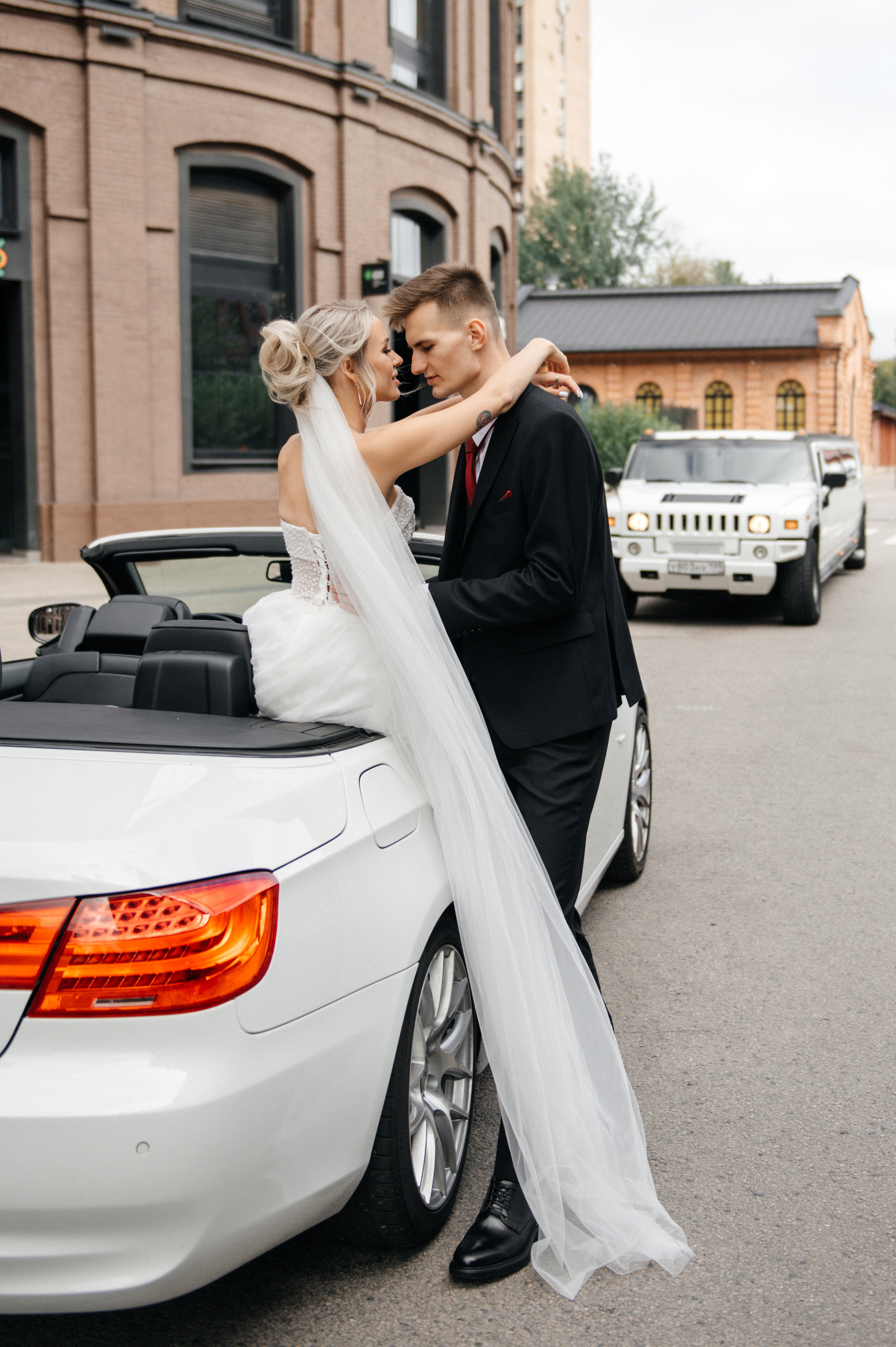 Свадебная фотосессия на Арма заводе. Семейный и свадебный фотограф в Москве Татьяна Николаева