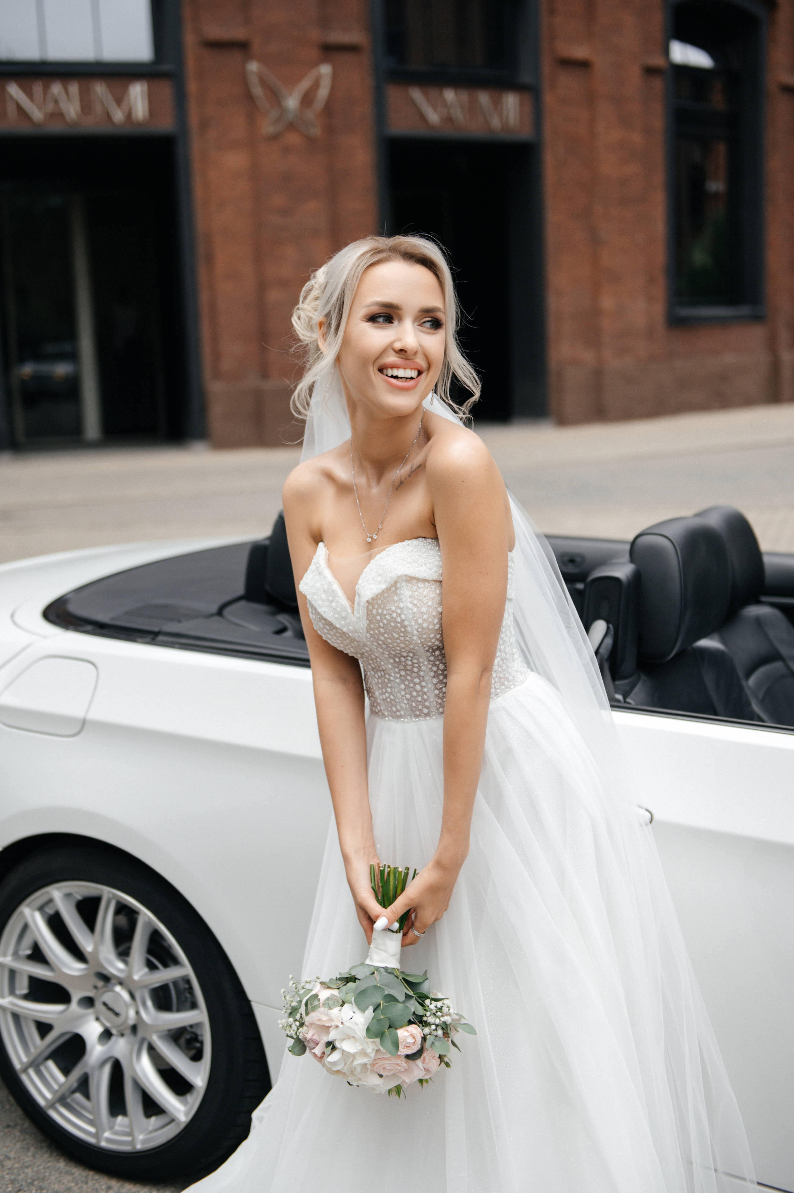 Свадебная фотосессия на Арма заводе. Семейный и свадебный фотограф в Москве Татьяна Николаева