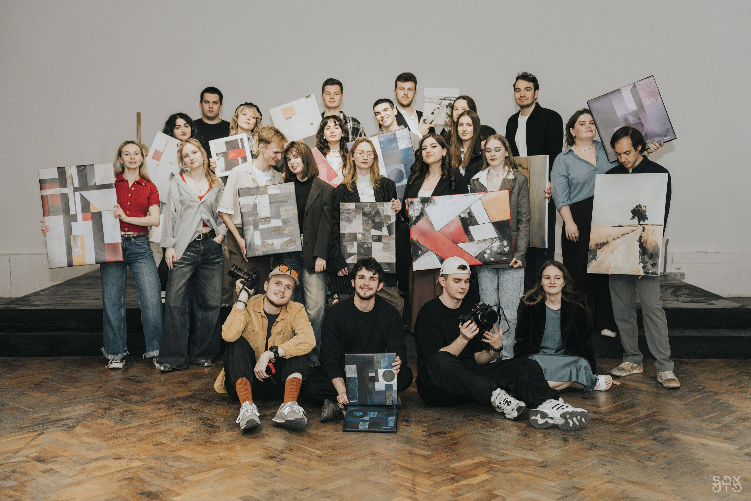 BAKED ROLL x Grad! ent