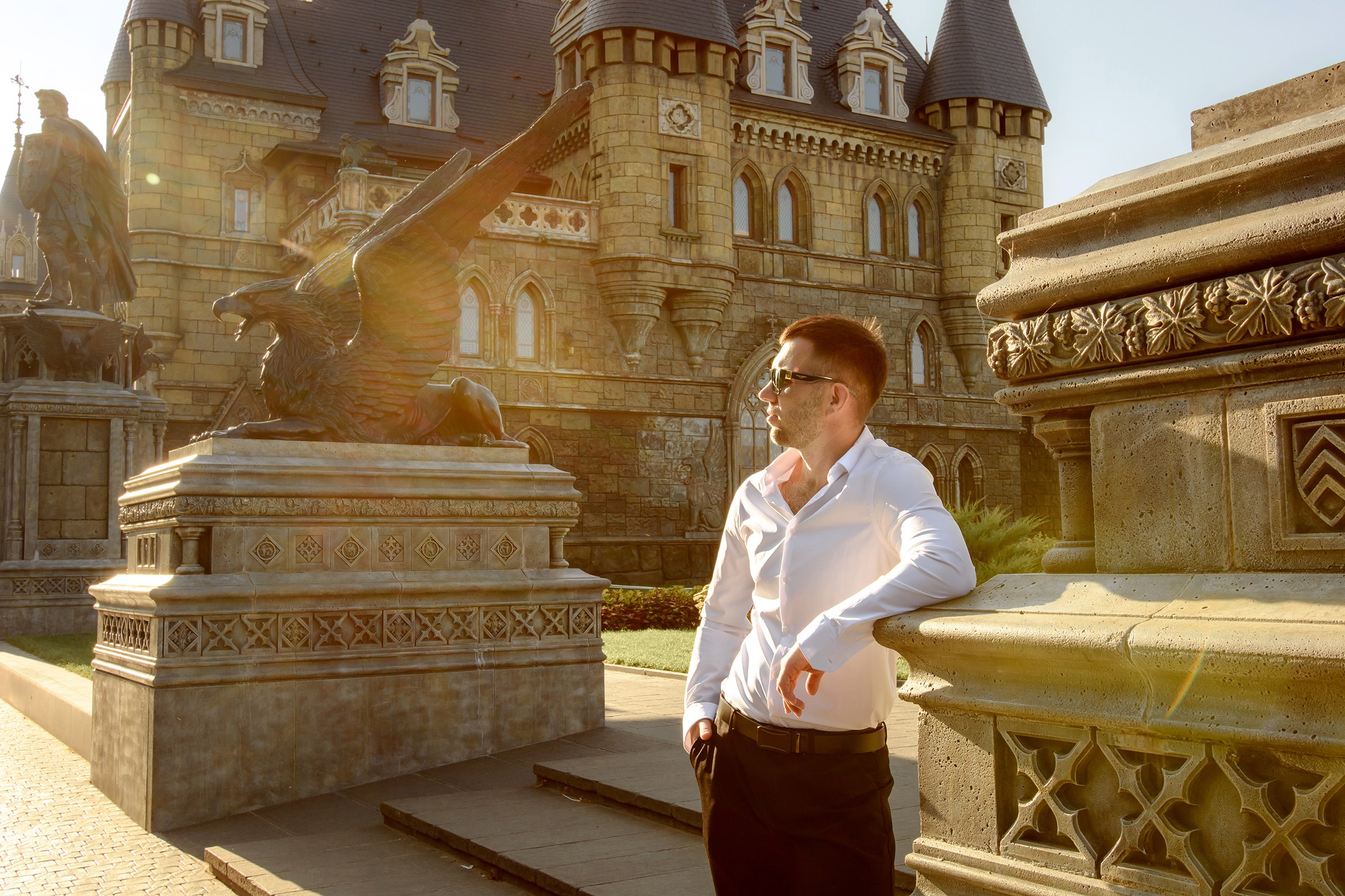 Семейная фотосессия у Замка Гарибальди. Фотограф Оксана Сафонова г. Тольятти