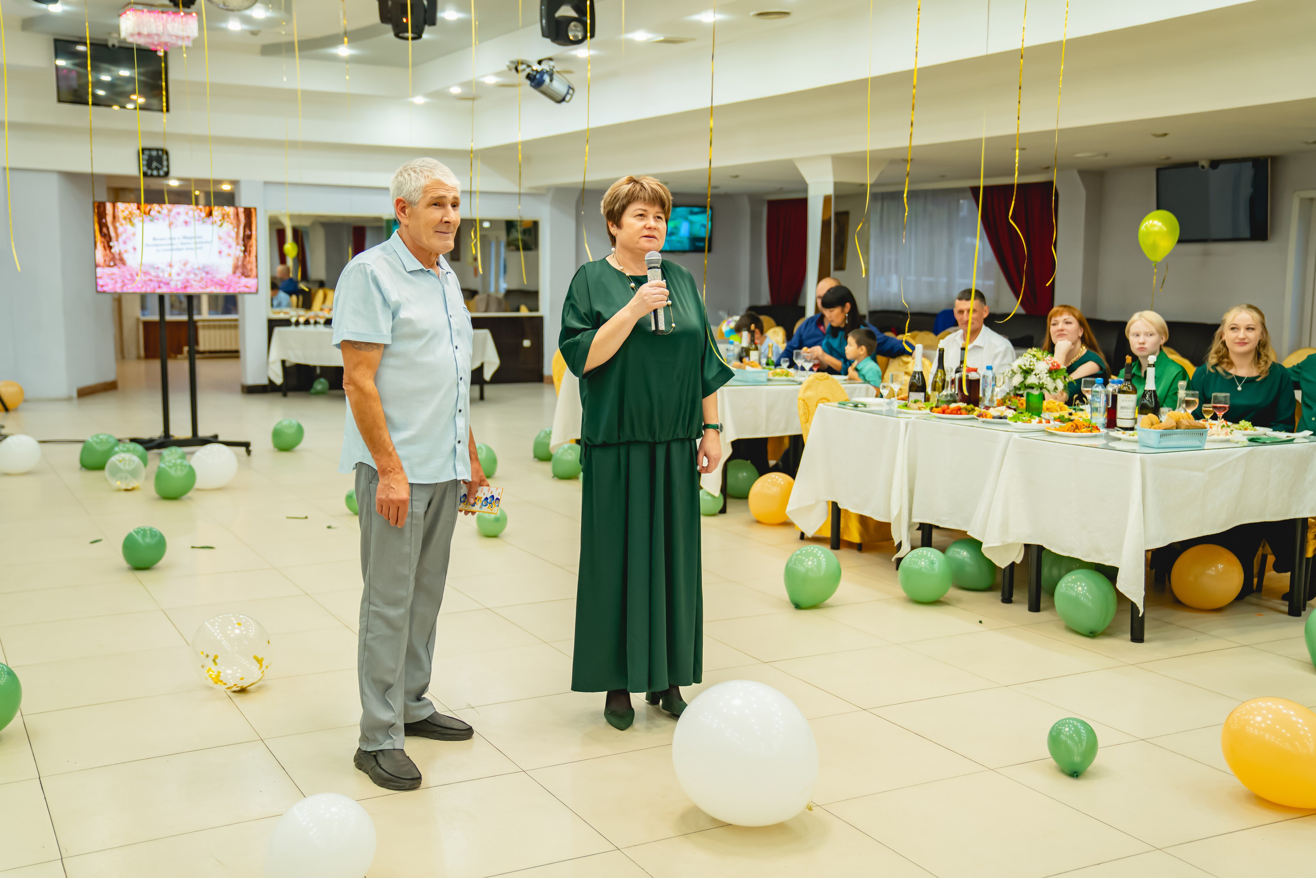 Осенняя Свадьба 2024. Занимаюсь профессиональной фотографией и живу рядом с Байкалом. Работаю в разных жанрах