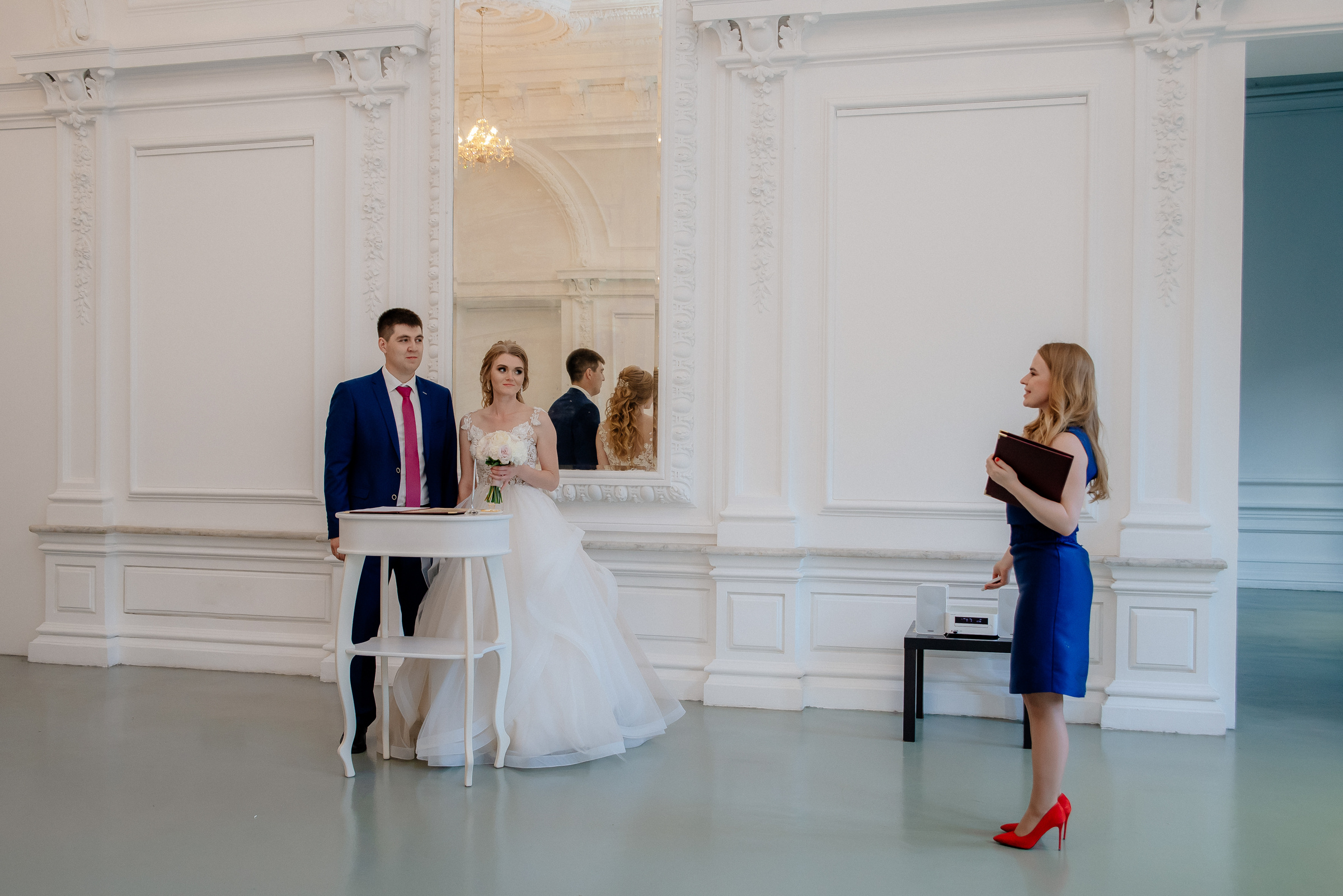 Свадебная фото и видеосъёмка регистрации брака в особняке Спиридонова