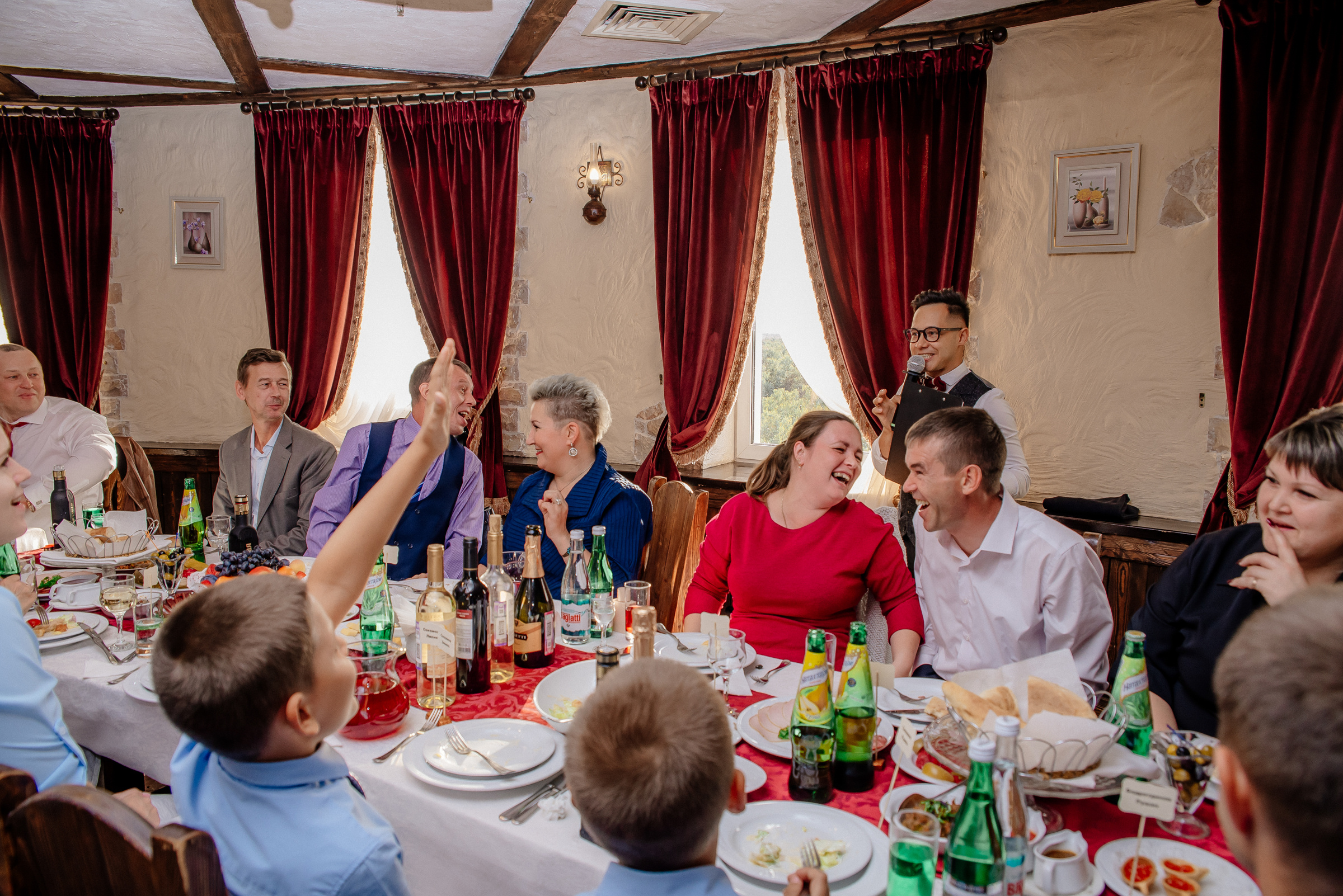 Осенняя свадебная фотосъёмка. Видеограф и фотограф на свадьбу в Москве