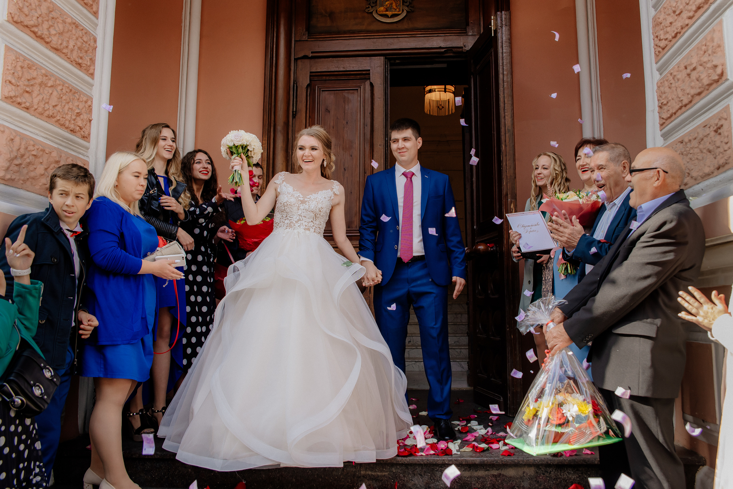 Свадебная фото и видеосъёмка регистрации брака в особняке Спиридонова