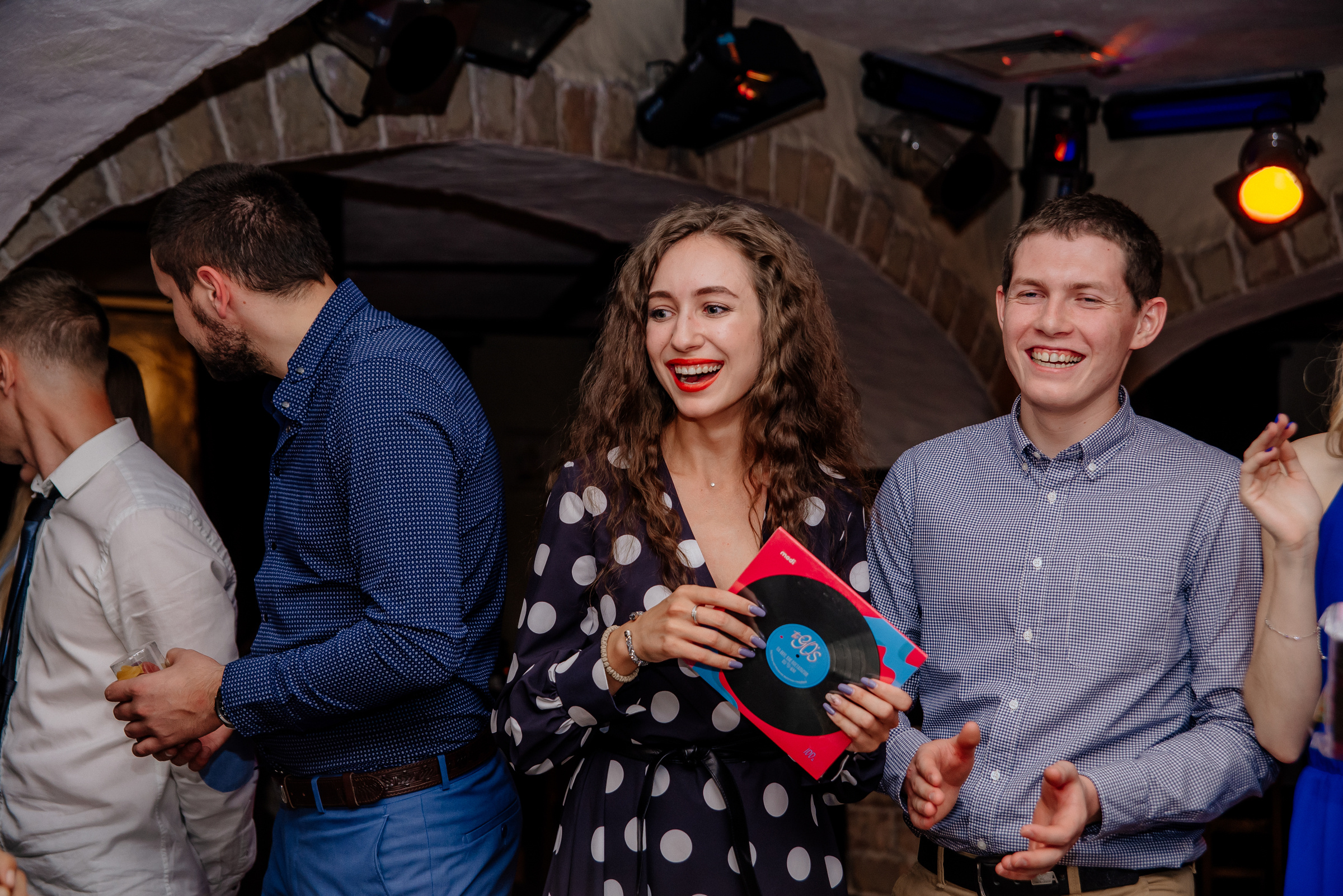 Осенняя свадебная фотосъёмка. Видеограф и фотограф на свадьбу в Москве