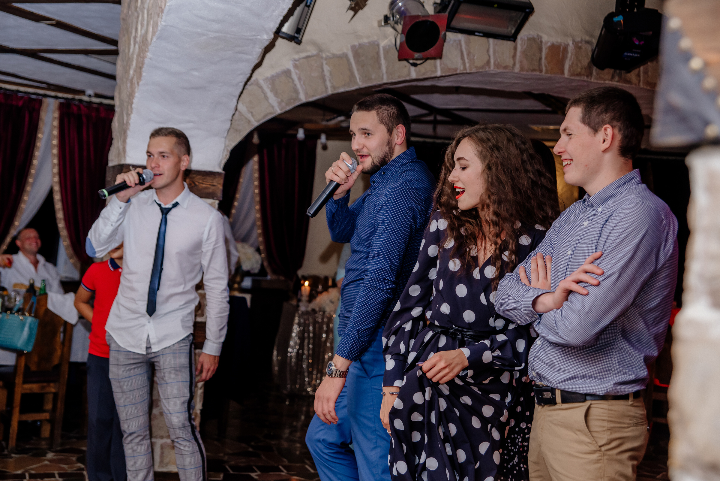 Осенняя свадебная фотосъёмка. Видеограф и фотограф на свадьбу в Москве