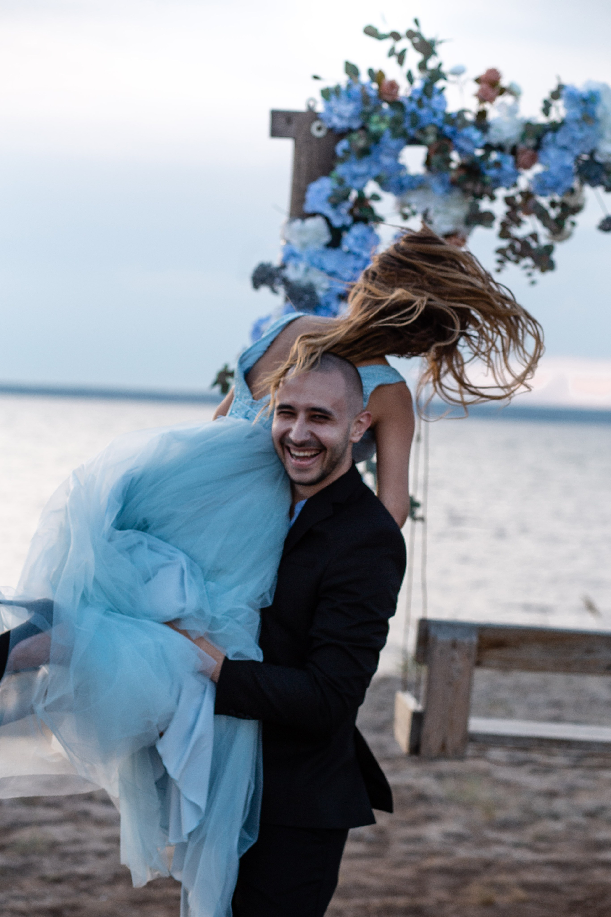 Качели. Фотограф Крохин Олег