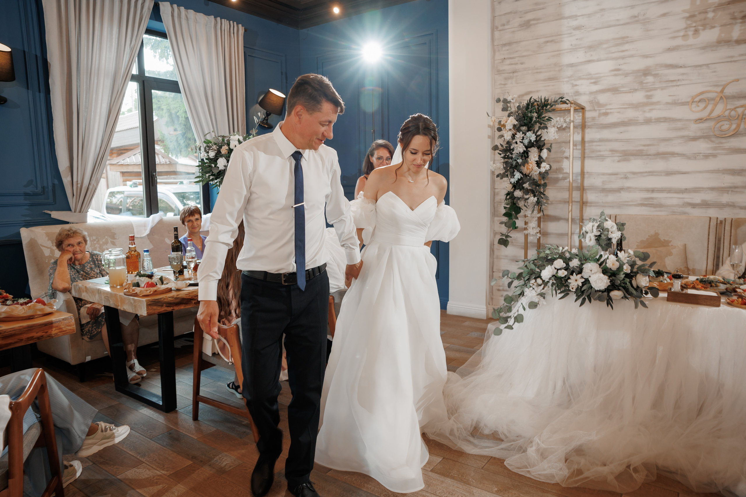 Полина и Дмитрий, загородный клуб «Барин», ЗАГС в г. Пушкино. Свадебный и репортажный фотограф (Москва, Королев и другие)