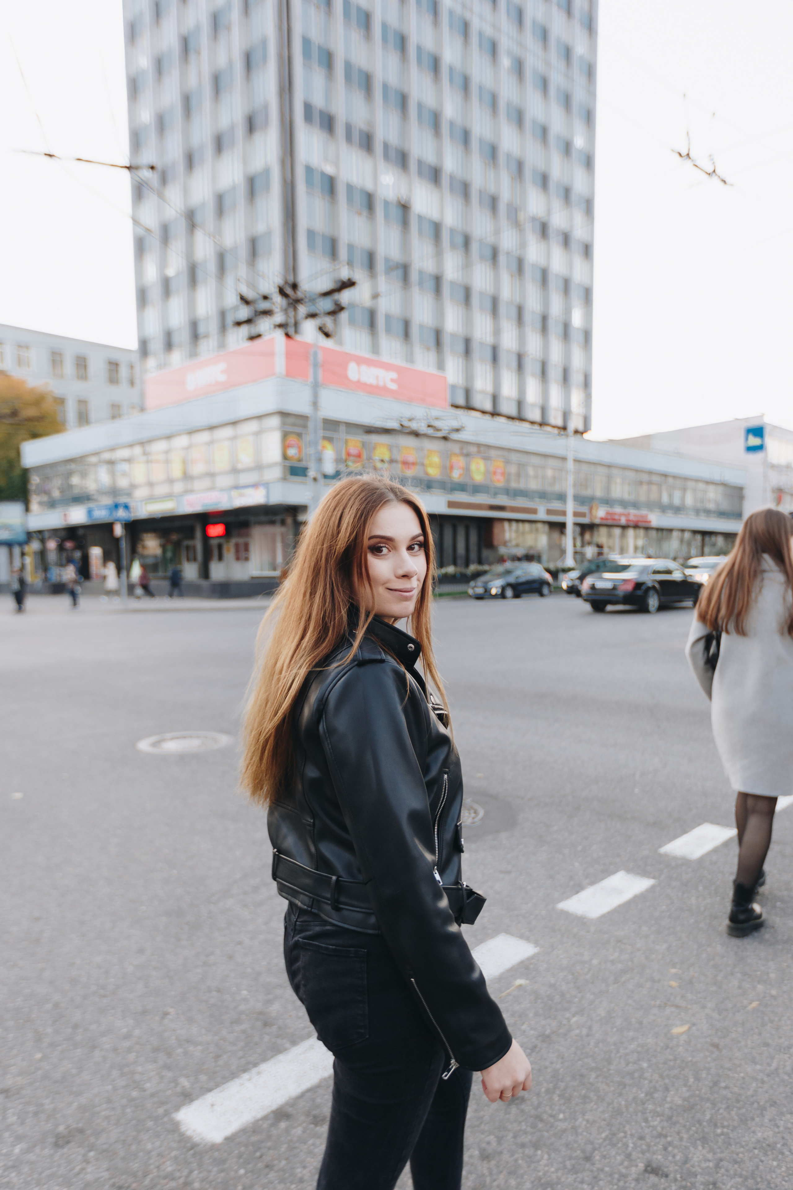 Фото и видео съёмка лавстори на закате в Гомеле, Минске, Могилеве. Свадебный семейный фотограф и видеограф Гомель Минск Беларусь Европа