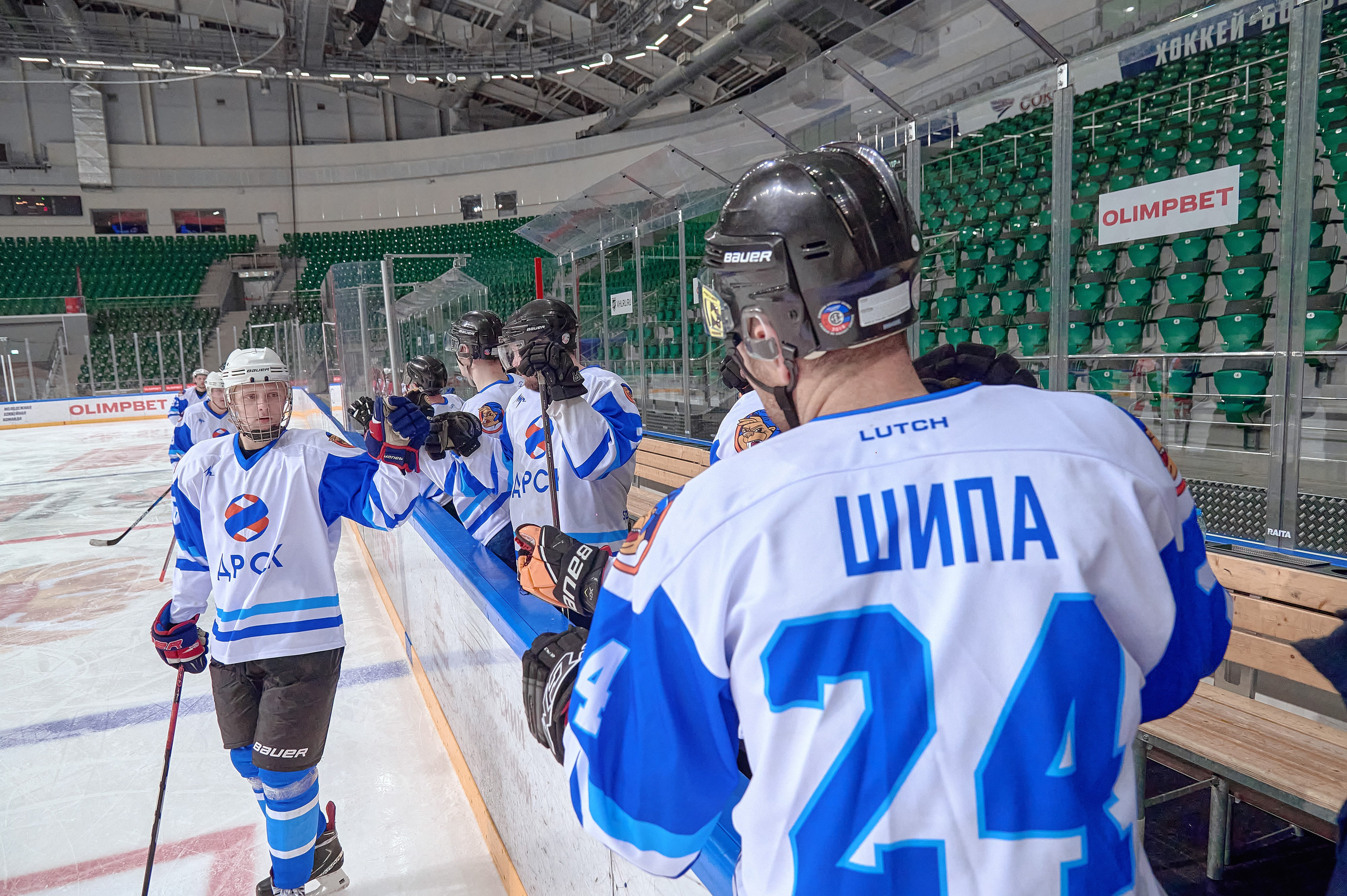 Платинум Арена — Хоккей — РусГидро. Фотограф Яковлев Роман — Красноярск