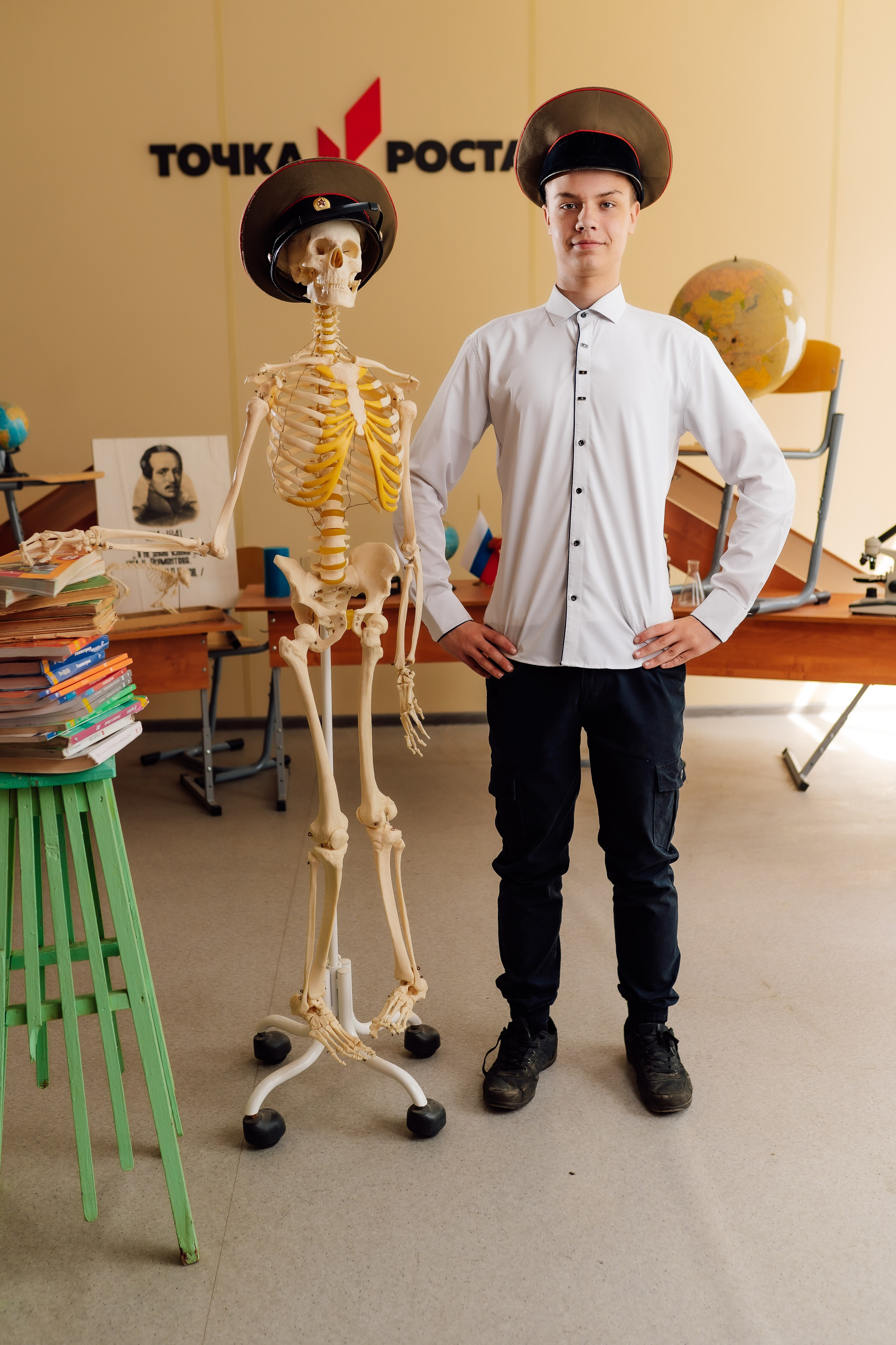 Октябрьский 8 класс. Фотограф Торопец Кристина Абрамова Kanwellia photography