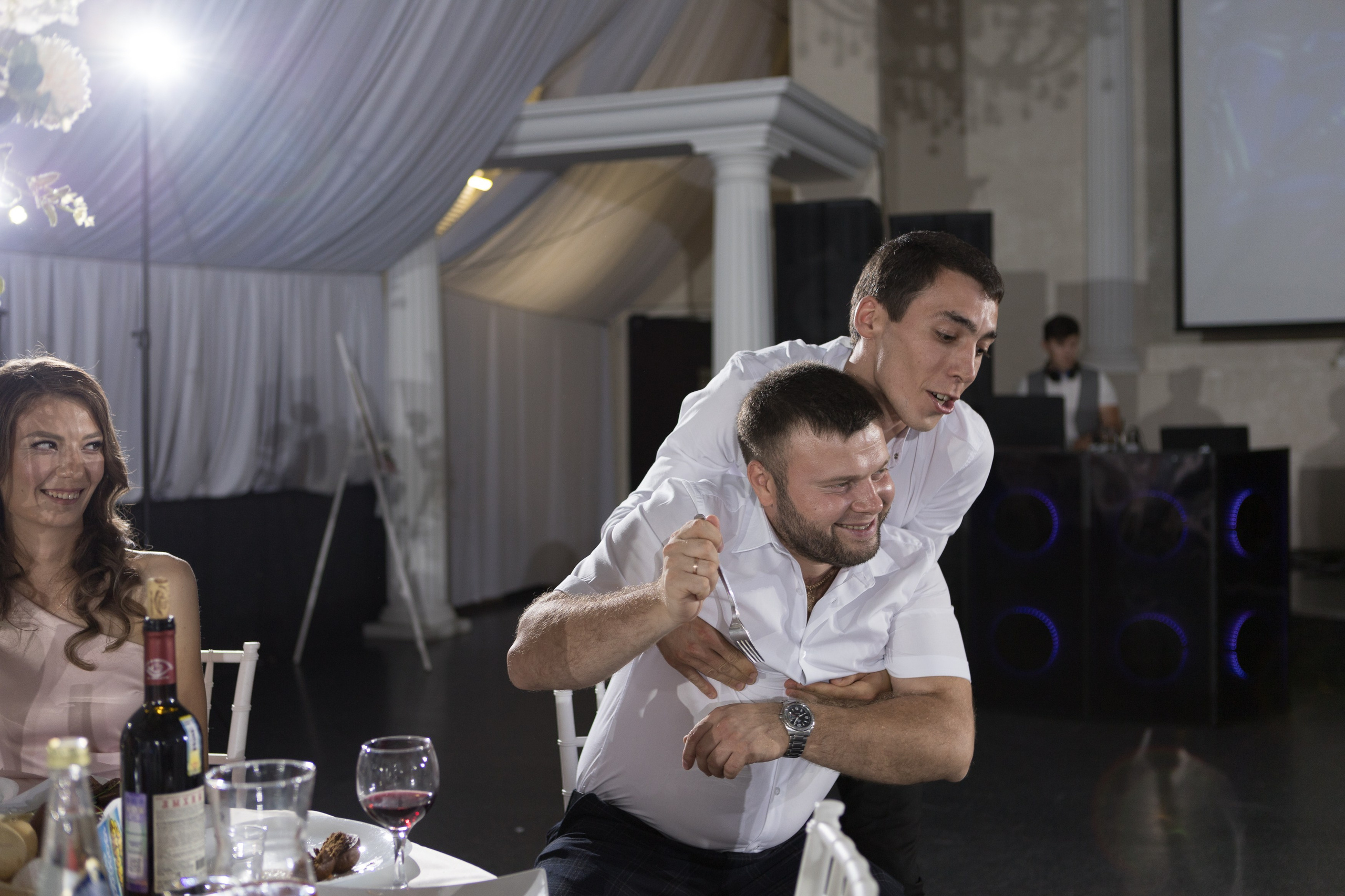 Свадебный фотограф Уфа — Руслан ГабдлисламовЖивые эмоции, красивые кадры, воспоминания на всю жизнь.Работаю по всей Республике Башкортоста. Свадебный фотограф Уфа Руслан Габдлисламов