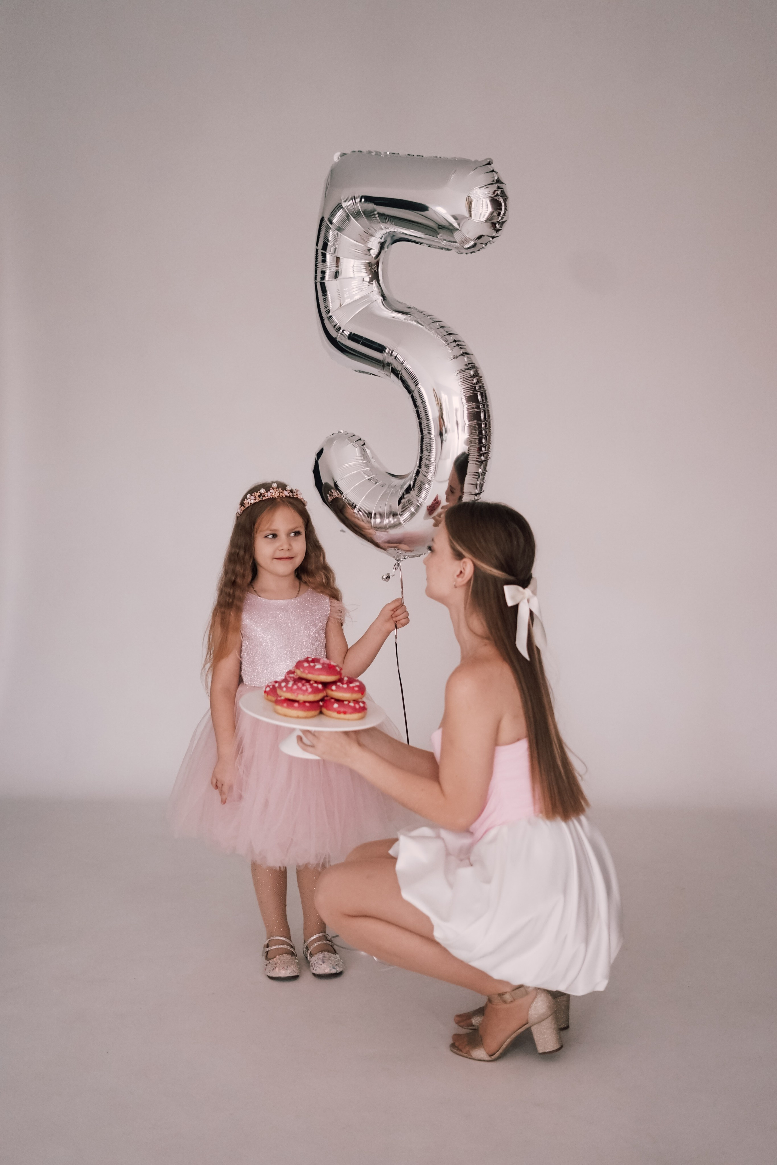 Две сестры. Портретный и семейный фотограф в Мариуполе, РФ. Даша Жогло