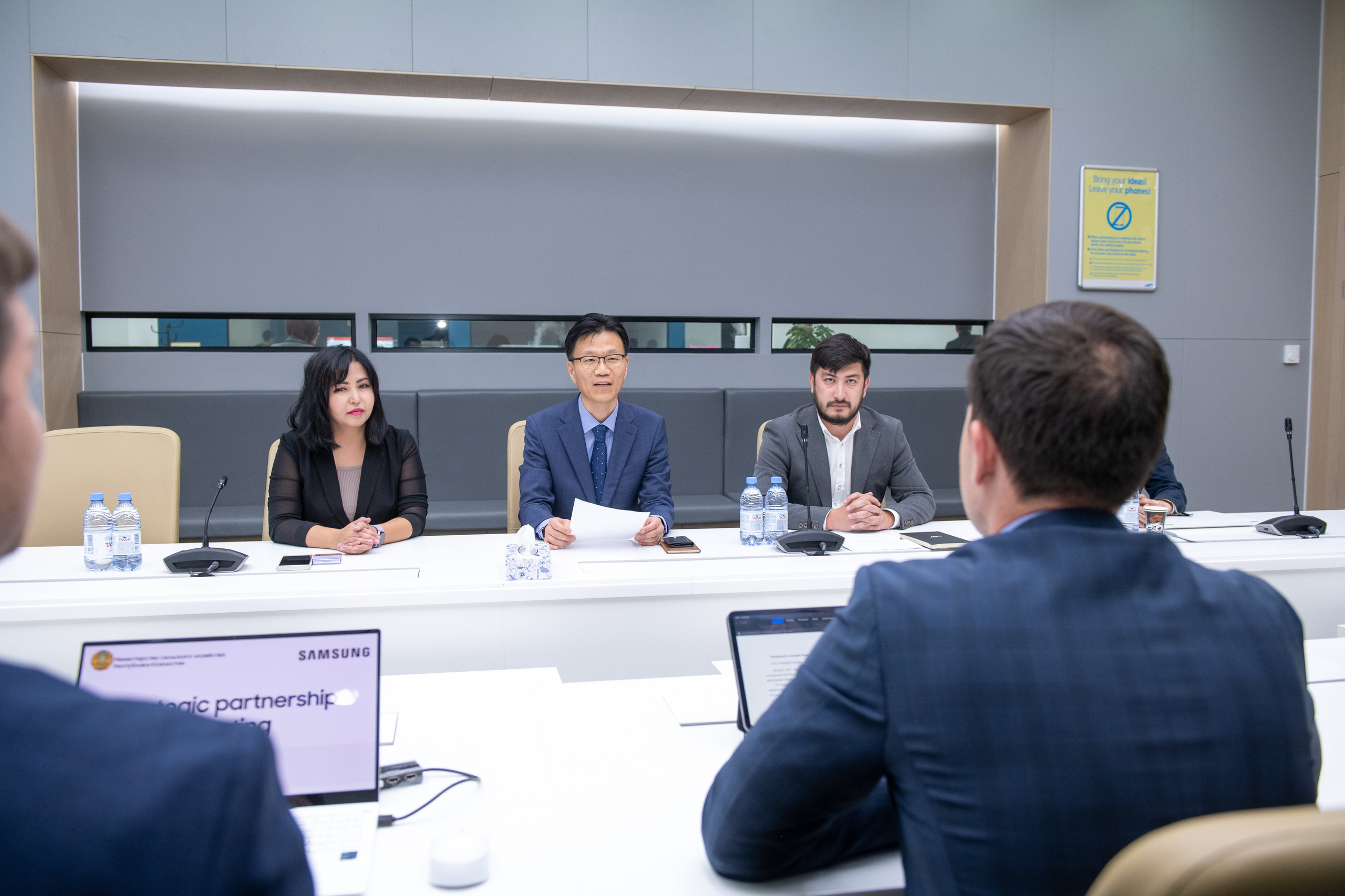 Деловой репортаж. Профессиональный фотограф в Алматы Влад Семёнов