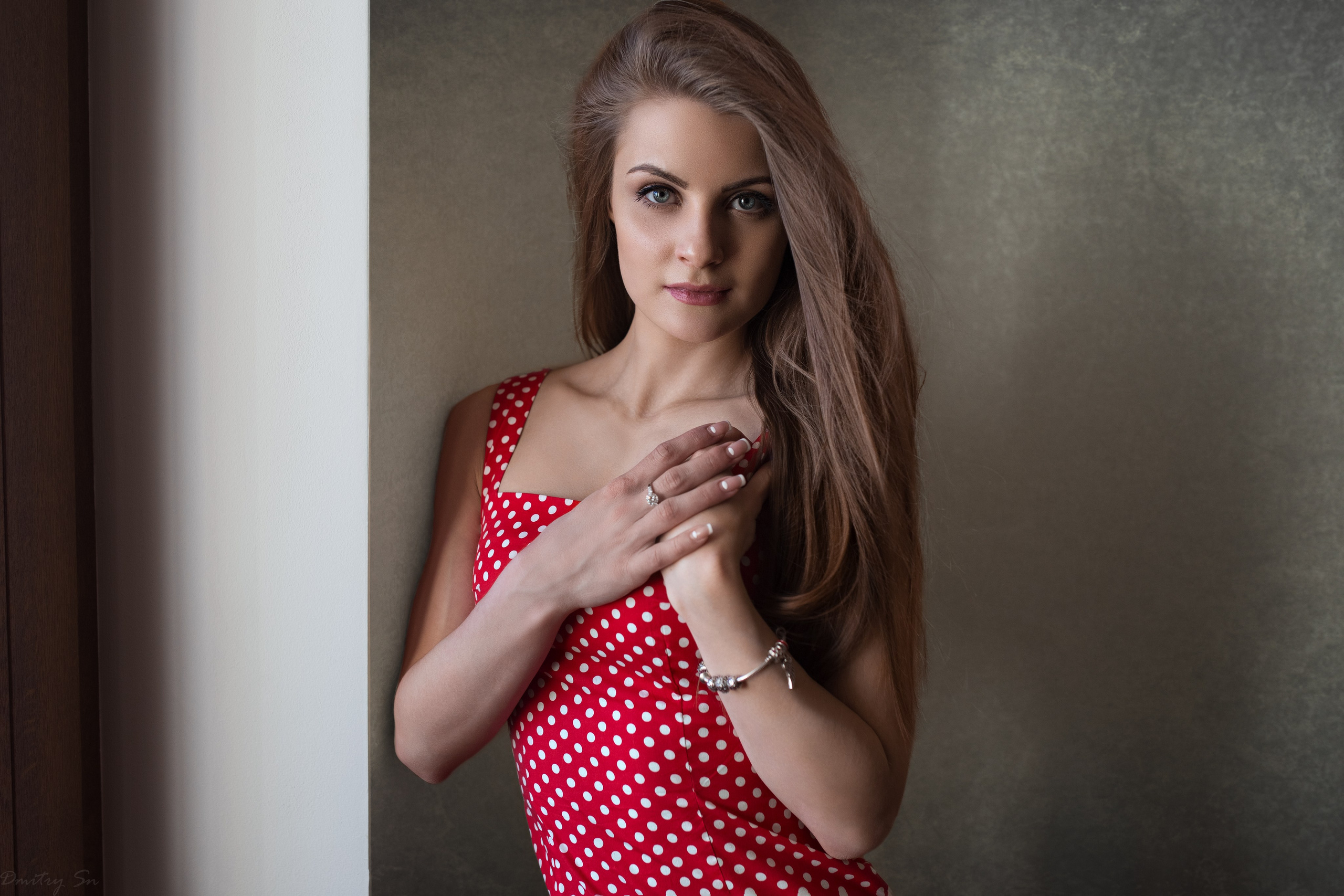 Фотосет у окна с Анастасией для «себя»