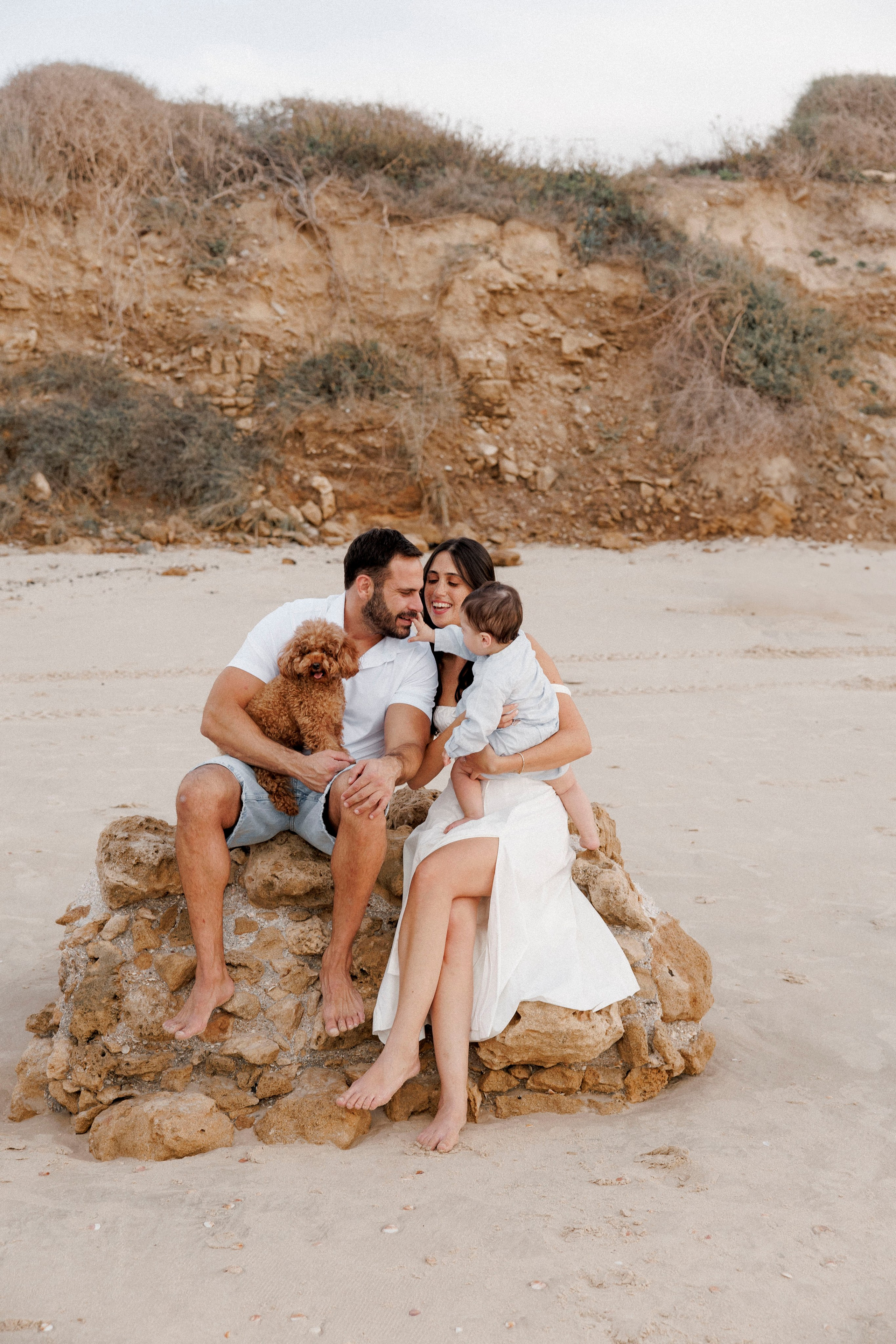 First year family photos near the sea. Главная