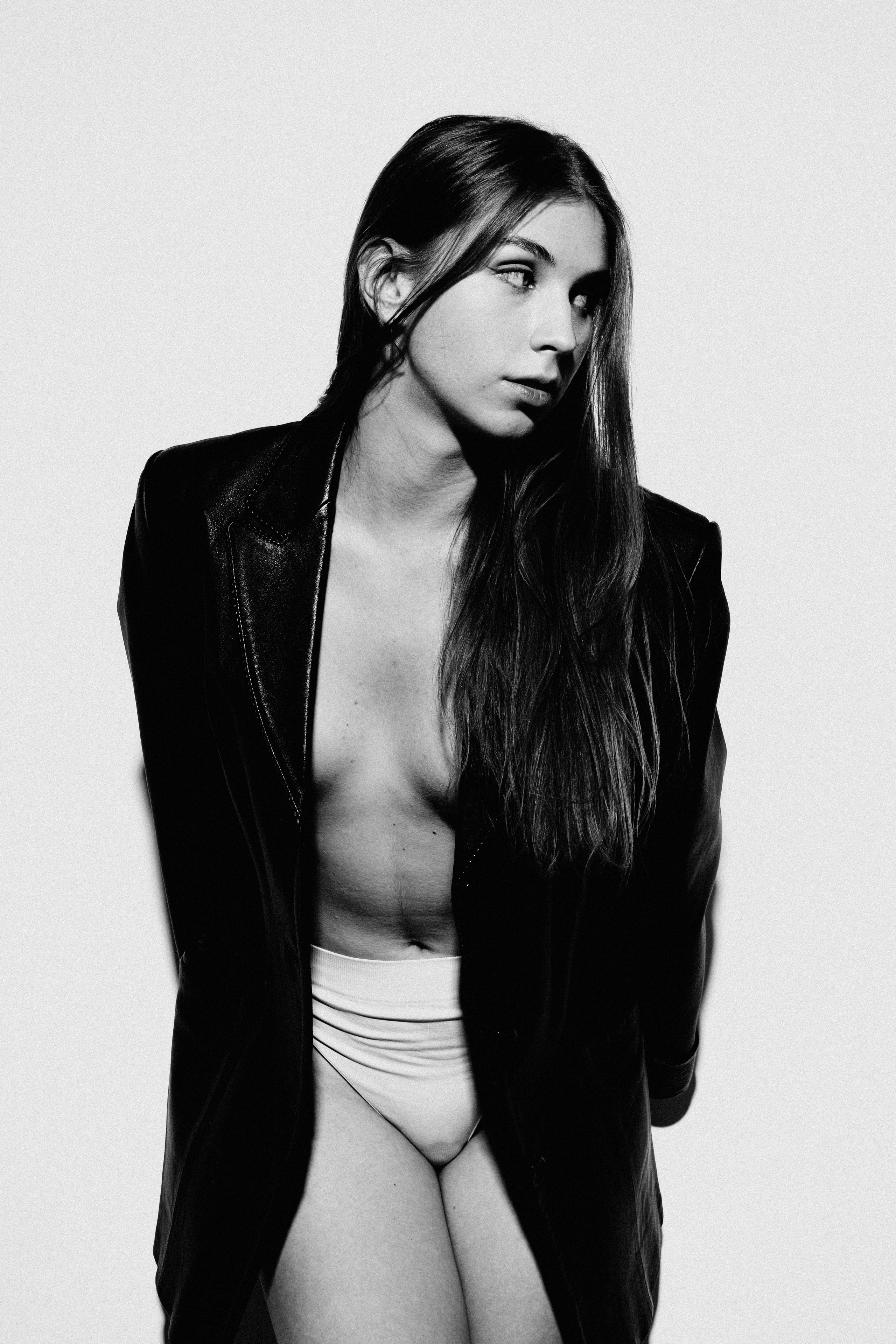 Фотосессия для девушки в студии. Денис Марков — фотограф в Екатеринбурге