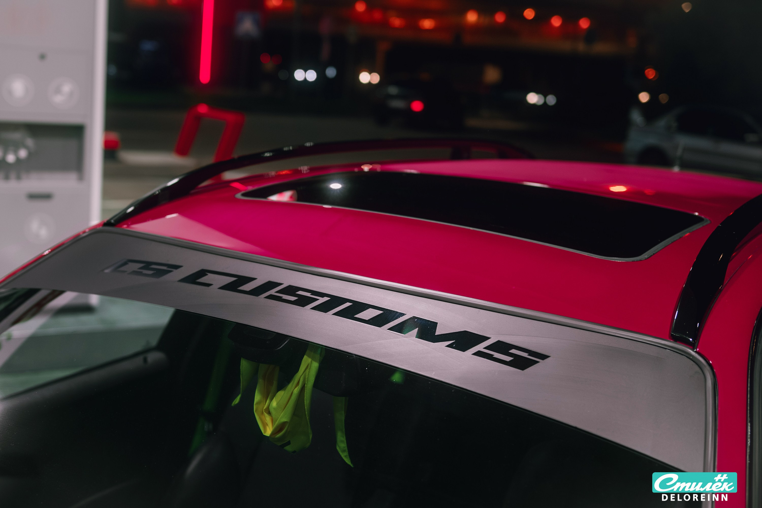 Pink BMW E46 Touring from Finland. DeLorein