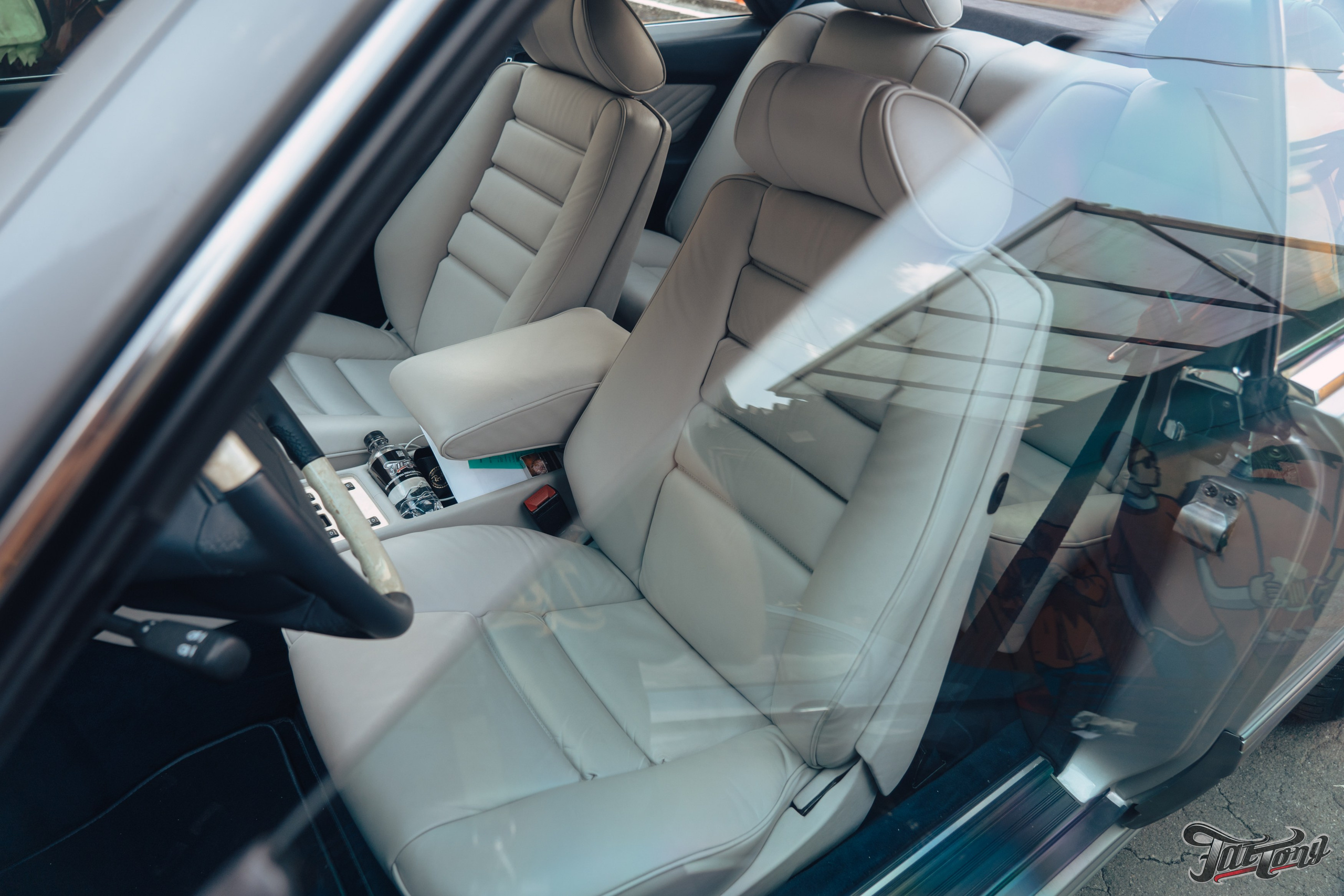 Mercedes c126 560 SEC шиномонтаж. DeLorein