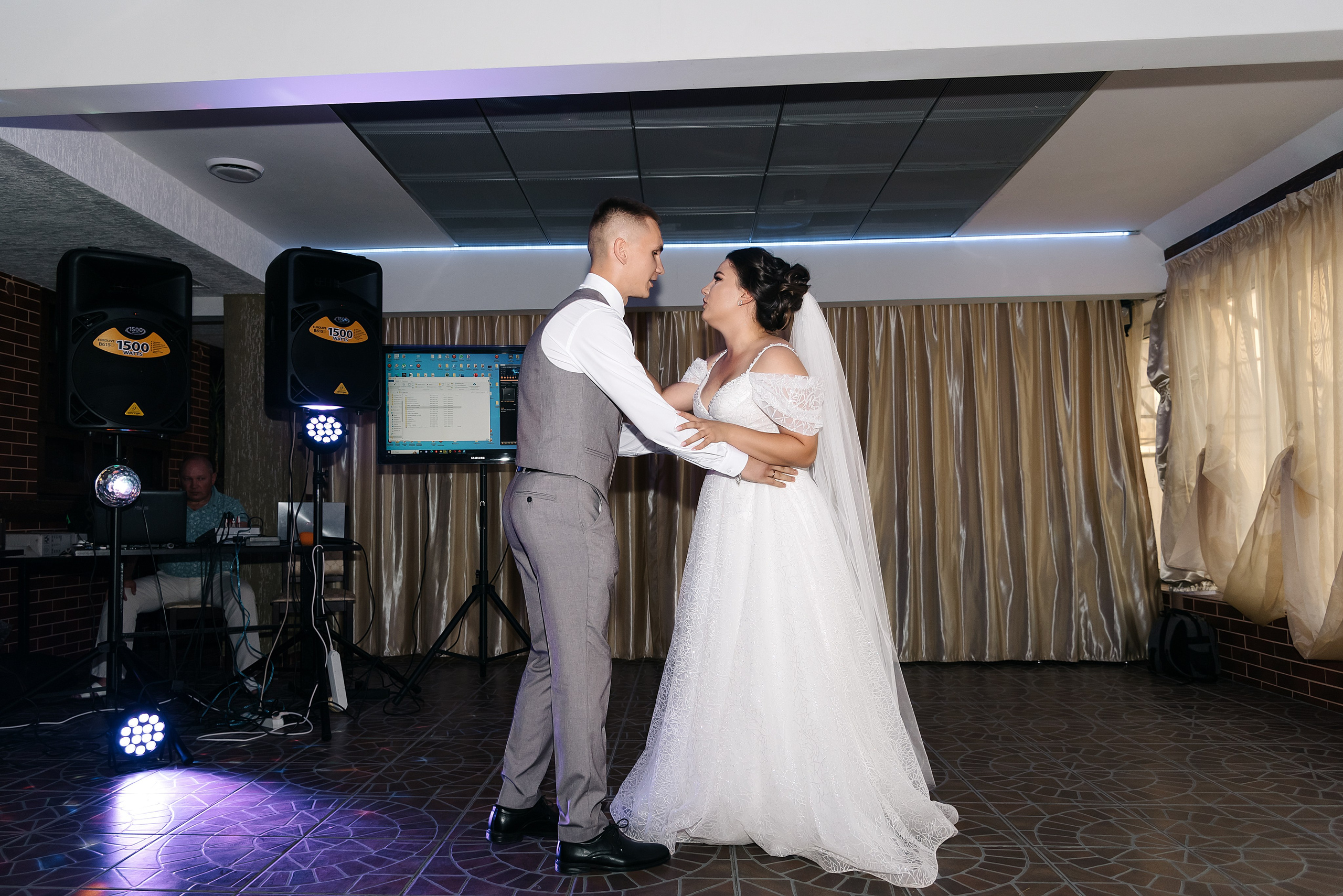 Роман и Карина. Фотограф Волжский Екатерина Егорова