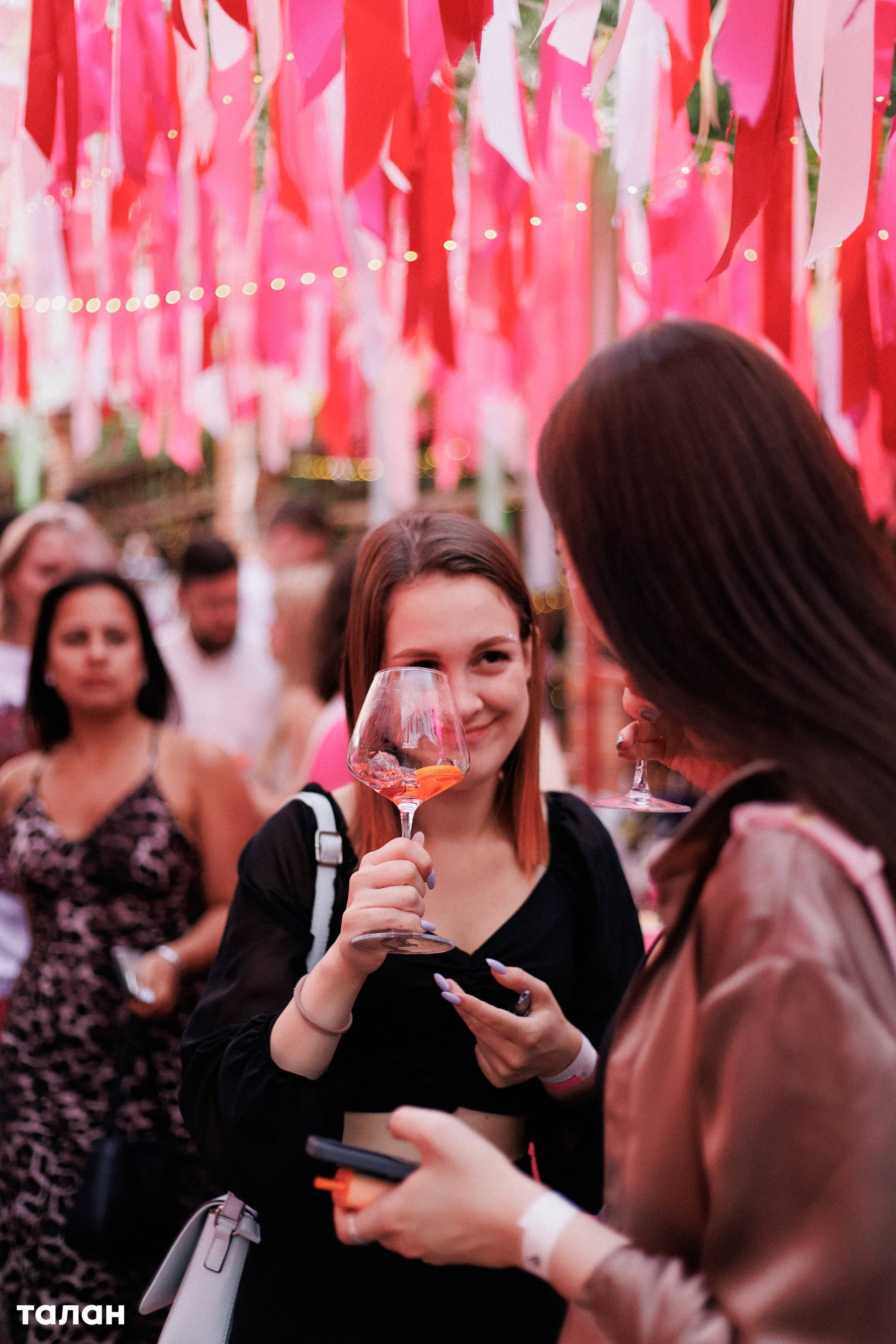 ВИНОТЕКА [бар+магаз] — BIRTHDAY PARTY. СВОИ. ФОТООТЧЕТЫ-СОБЫТИЯ-МЕСТА