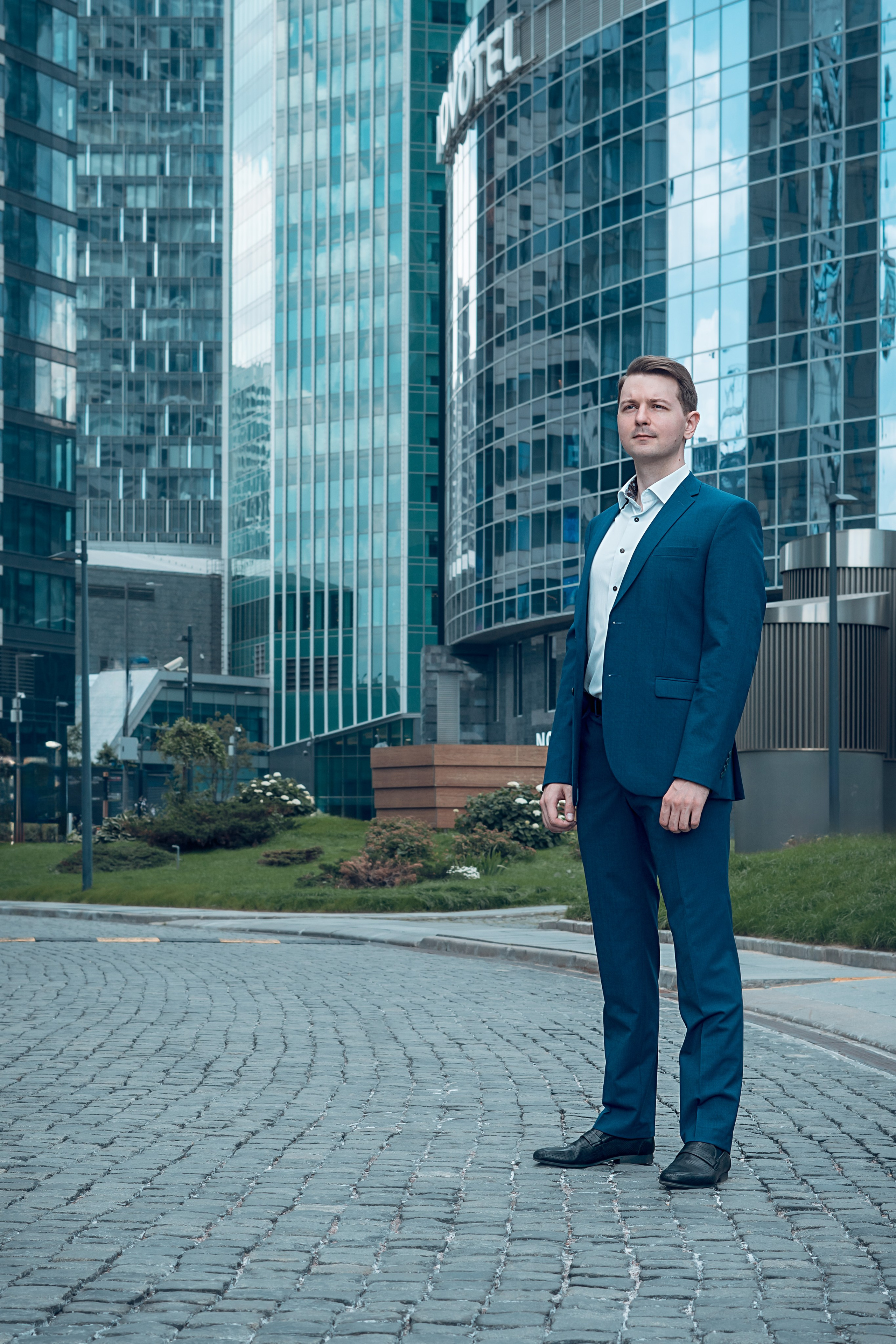 Love Story перед свадьбой с фотографом в Москве — Предсвадебная съёмка