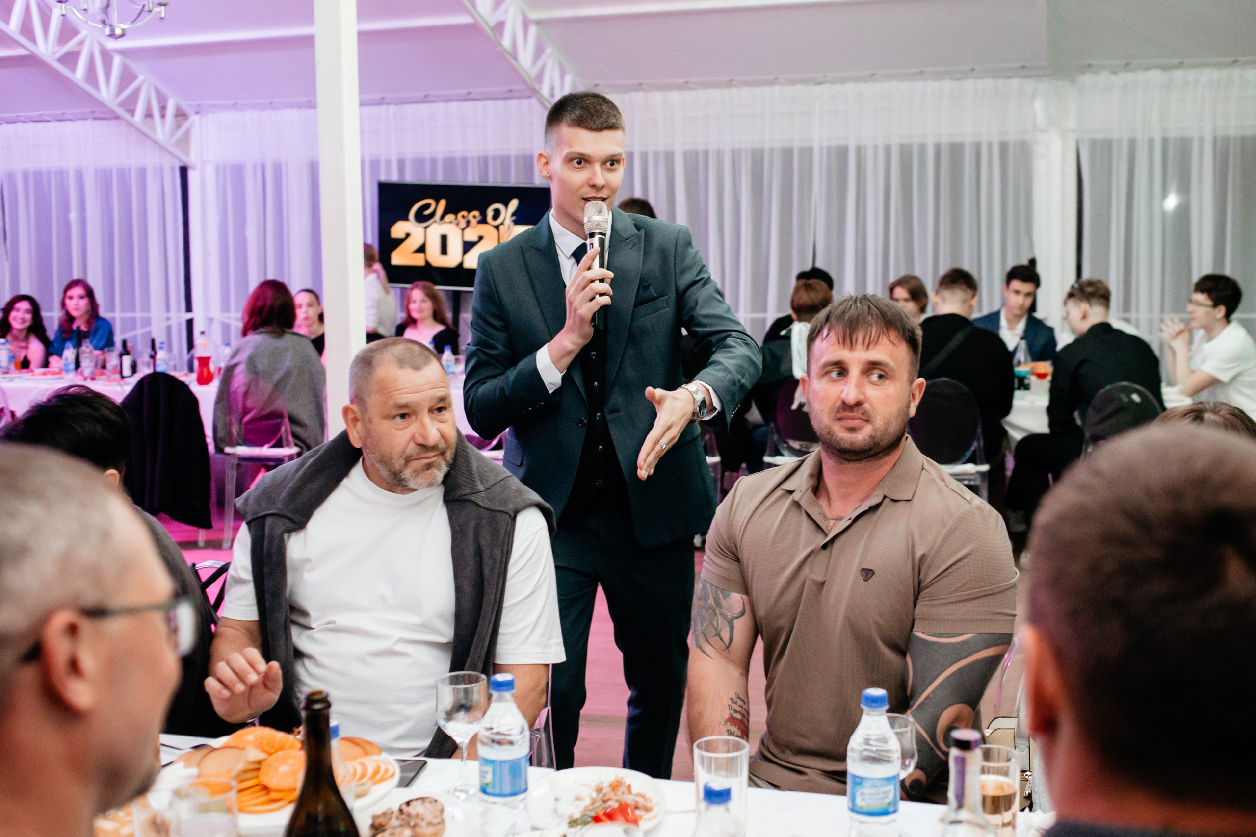 Выпускной 2025 (41 школа) 11 класс. Фотограф в Челябинске Ополихина Анна