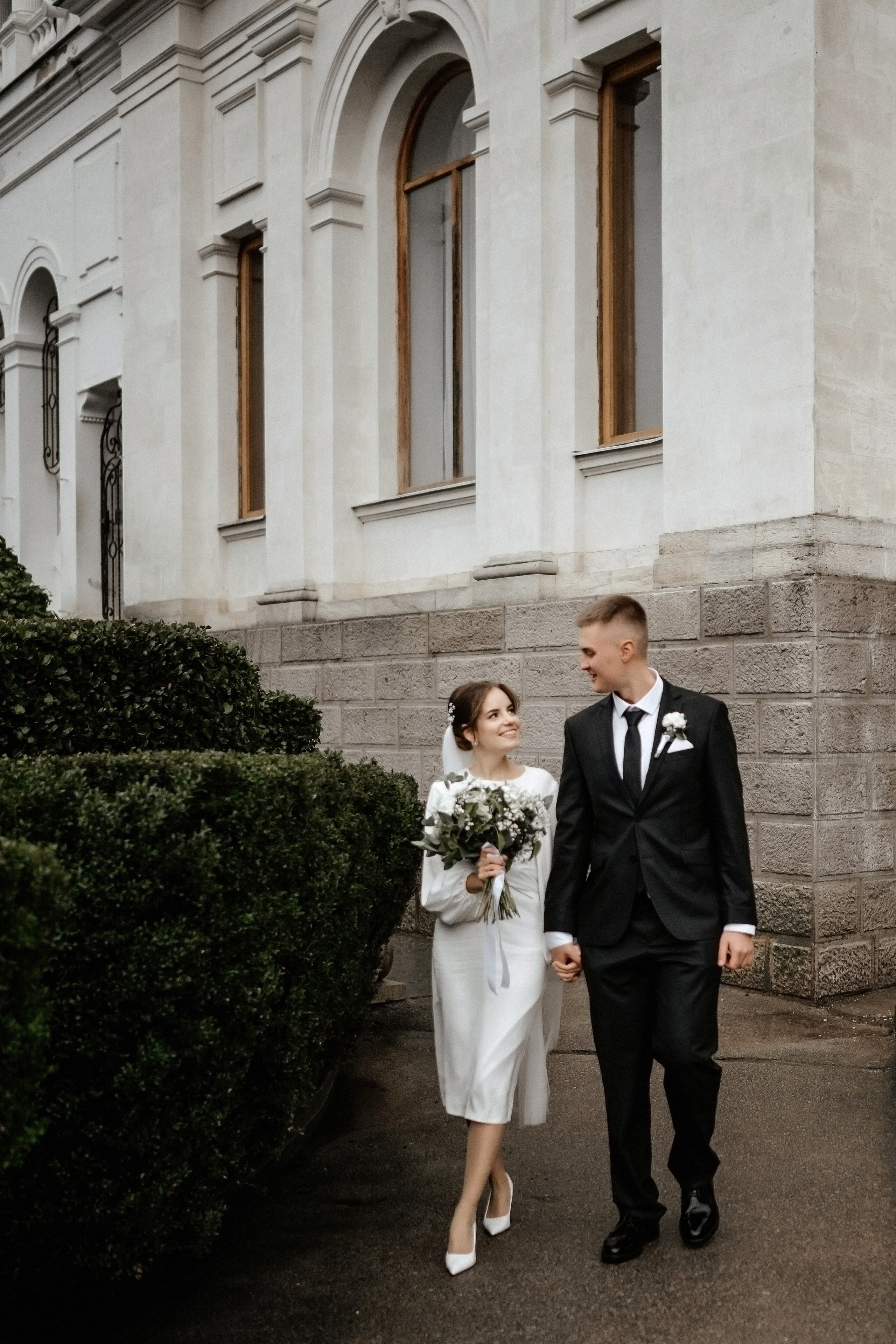 Свадебная фотосессия в Ливадийском дворце. Свадебный и семейный фотограф и видеограф, Крым, Москва, Санкт -Петербург