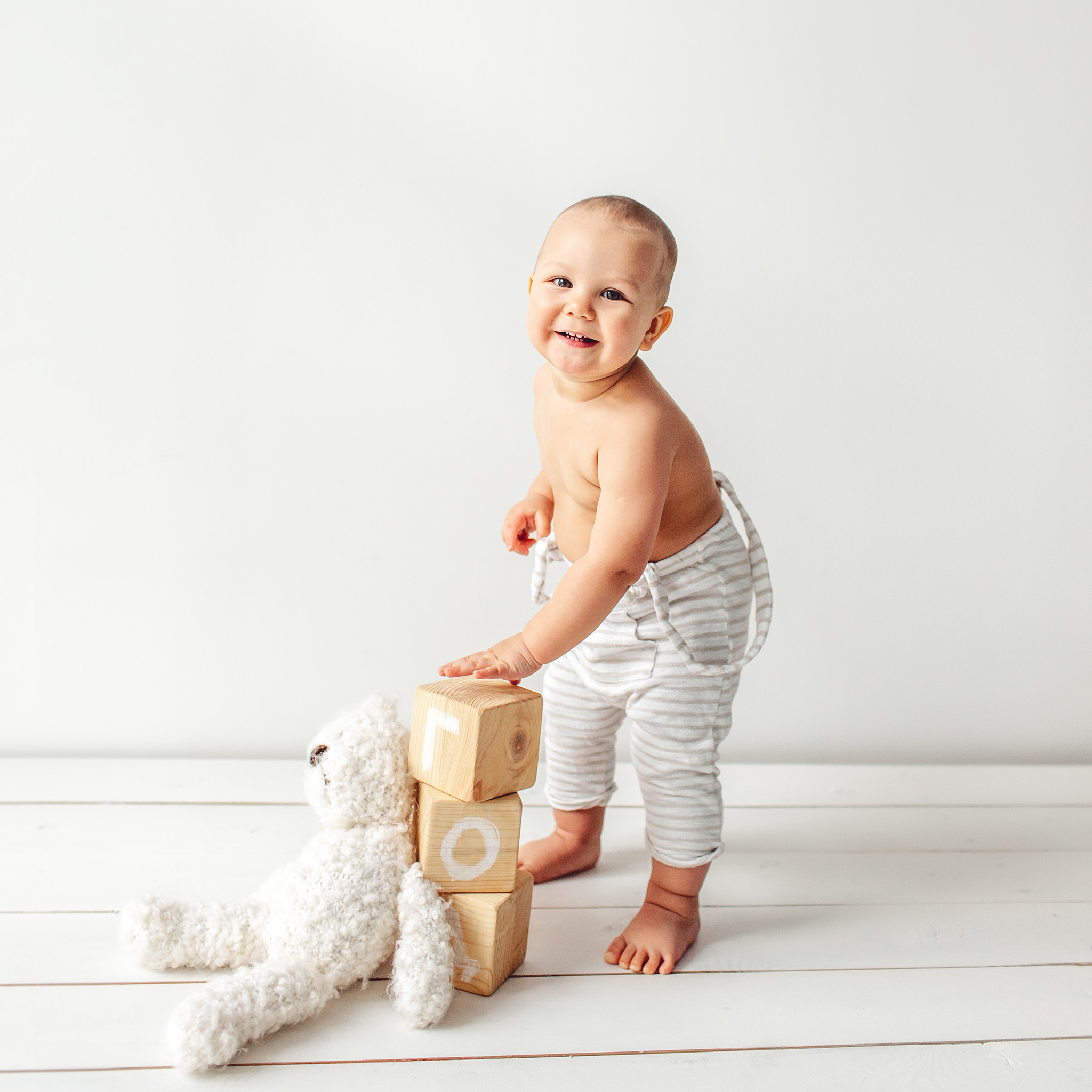 Уютная и светлая фотостудия Little studio предназначена для работы с м. Детский фотограф в Самаре