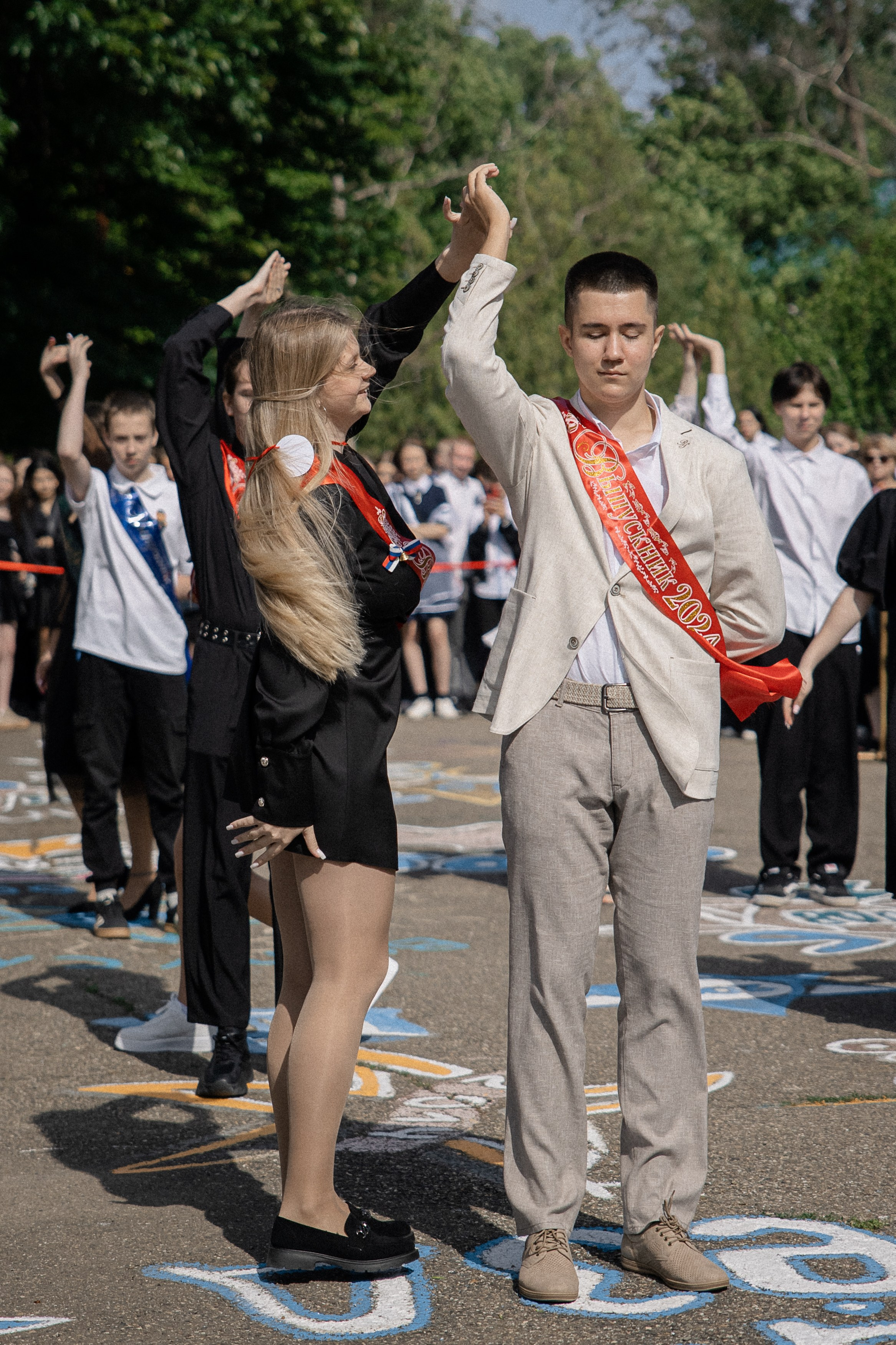 Последний звонок — линейка. Свадебный фотограф Роман Еремеев