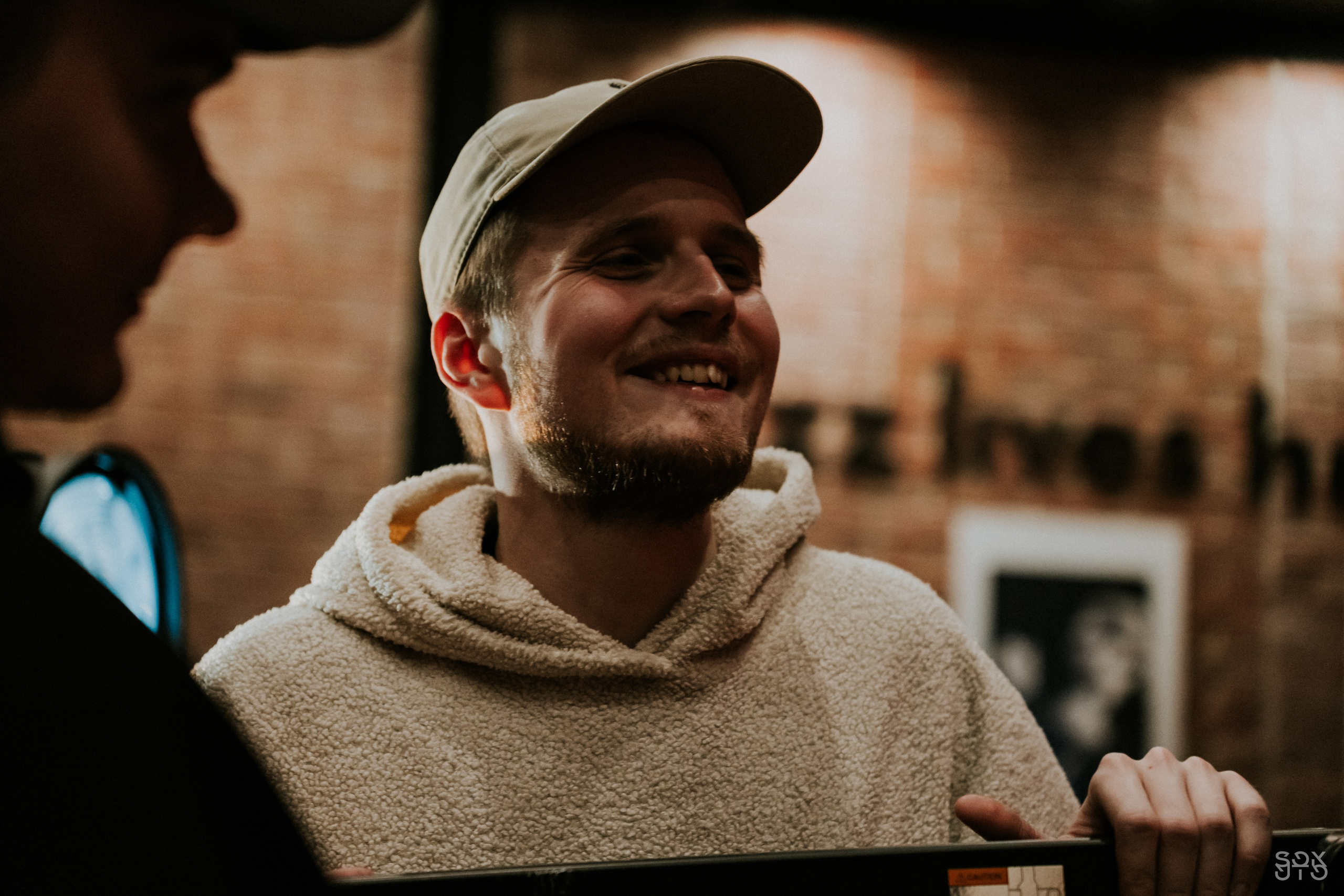 Видеопродакшн BACKED ROLL