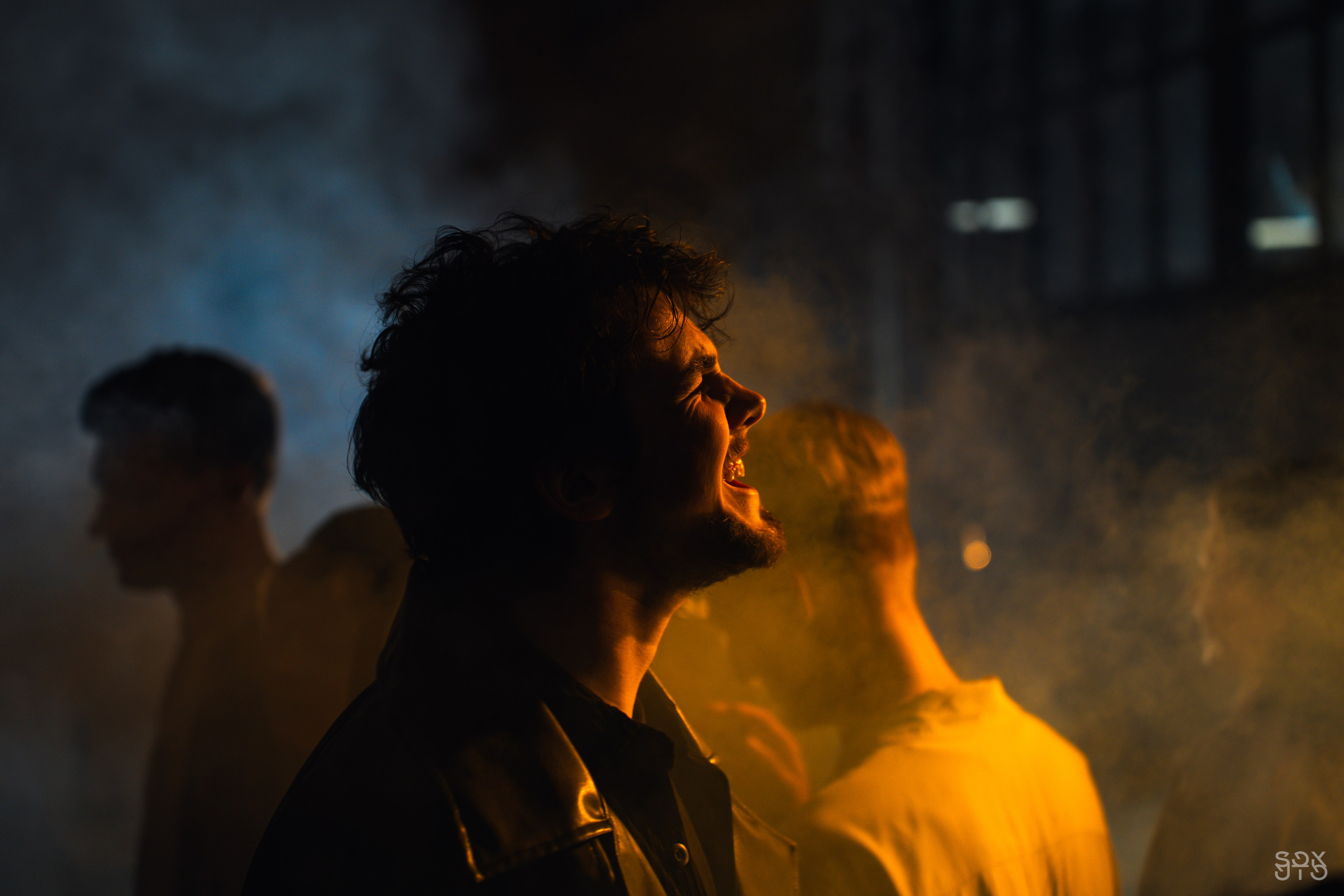 BAKED ROLL x Grad! ent