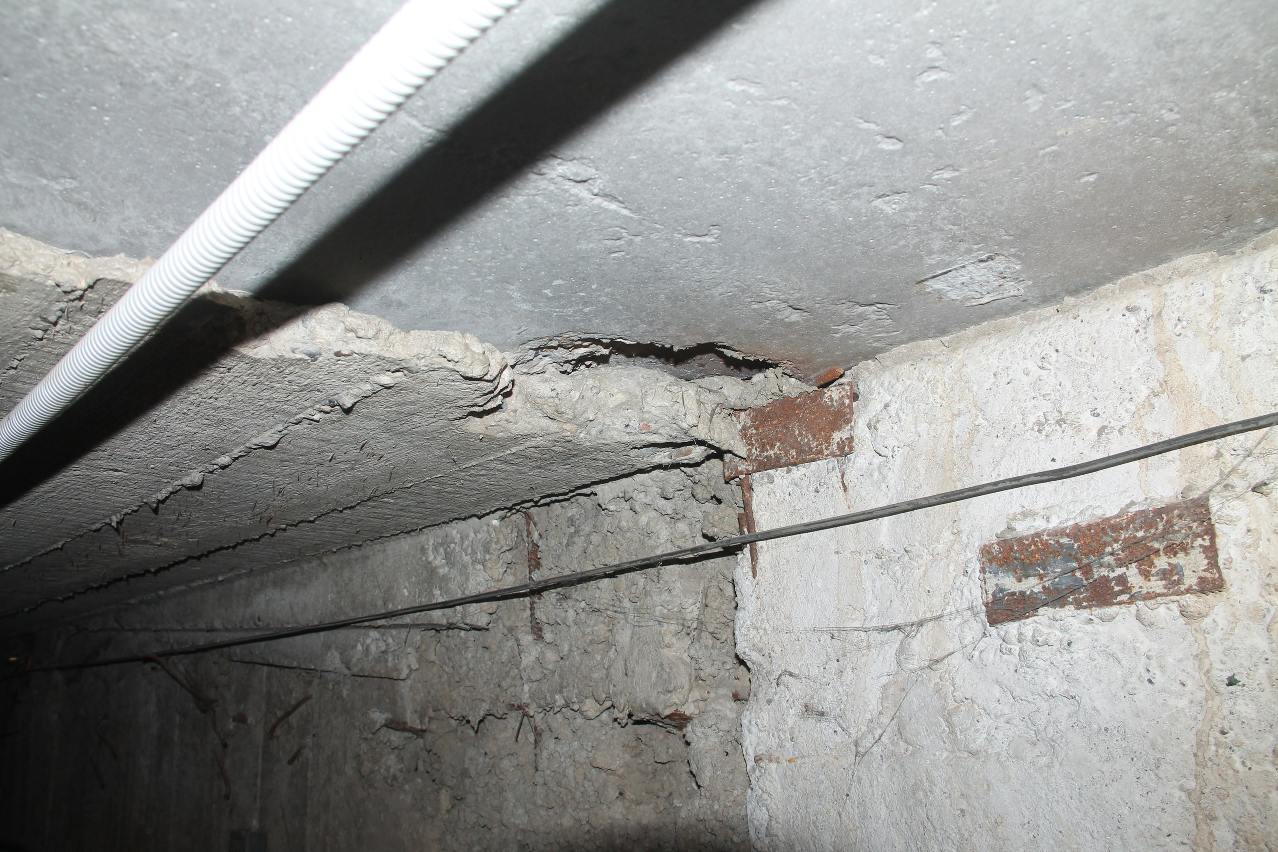 Обследование перекрытий коллекторных каналов георадарным и ультразвуковым эхометодом. Ультразвуковое и георадарное обследование бетонных и железобетонных конструкций в Москве и МО