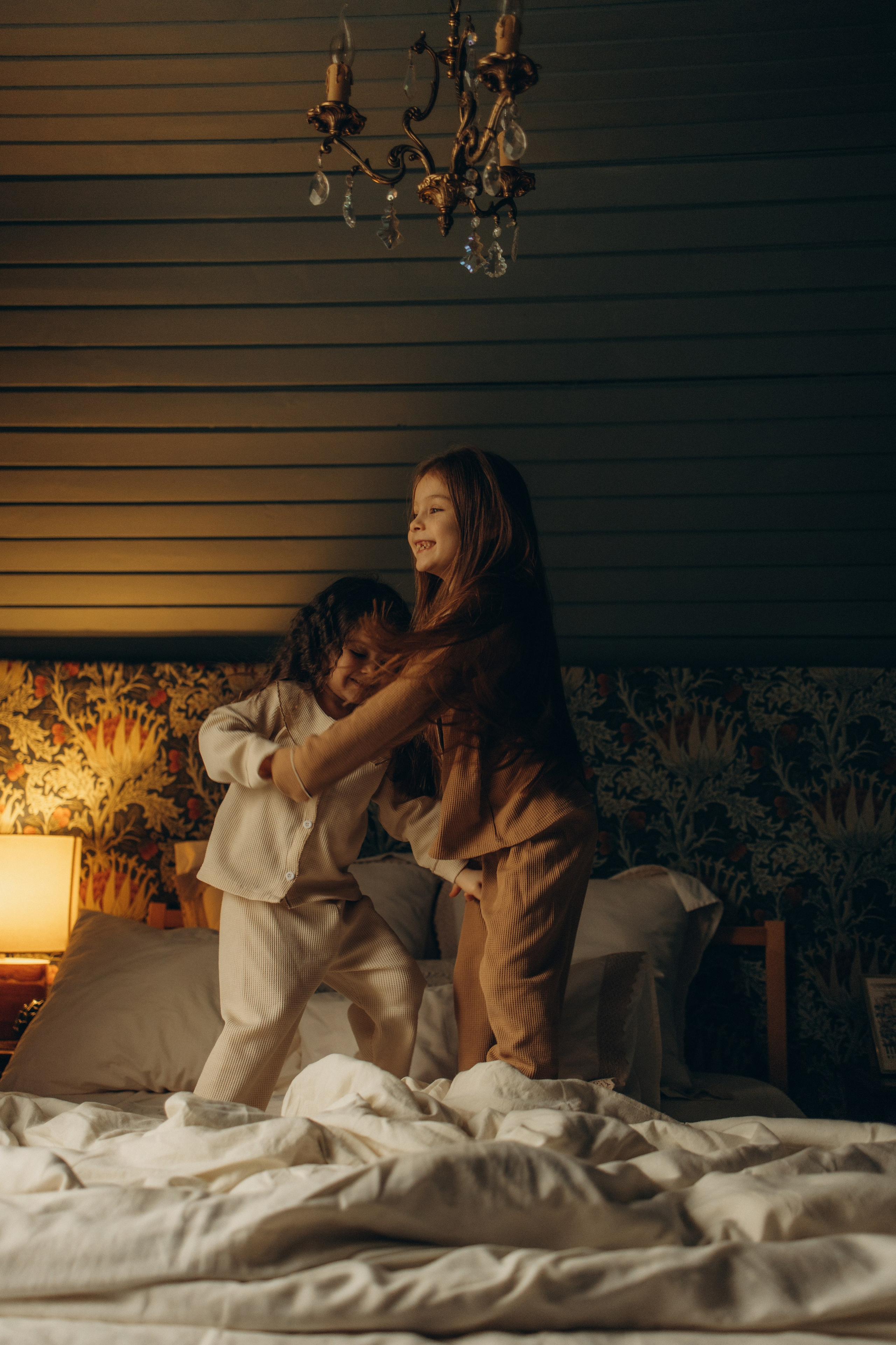 Вика Эмилия и Николь. Фотокарточки о вас и о большой любви!