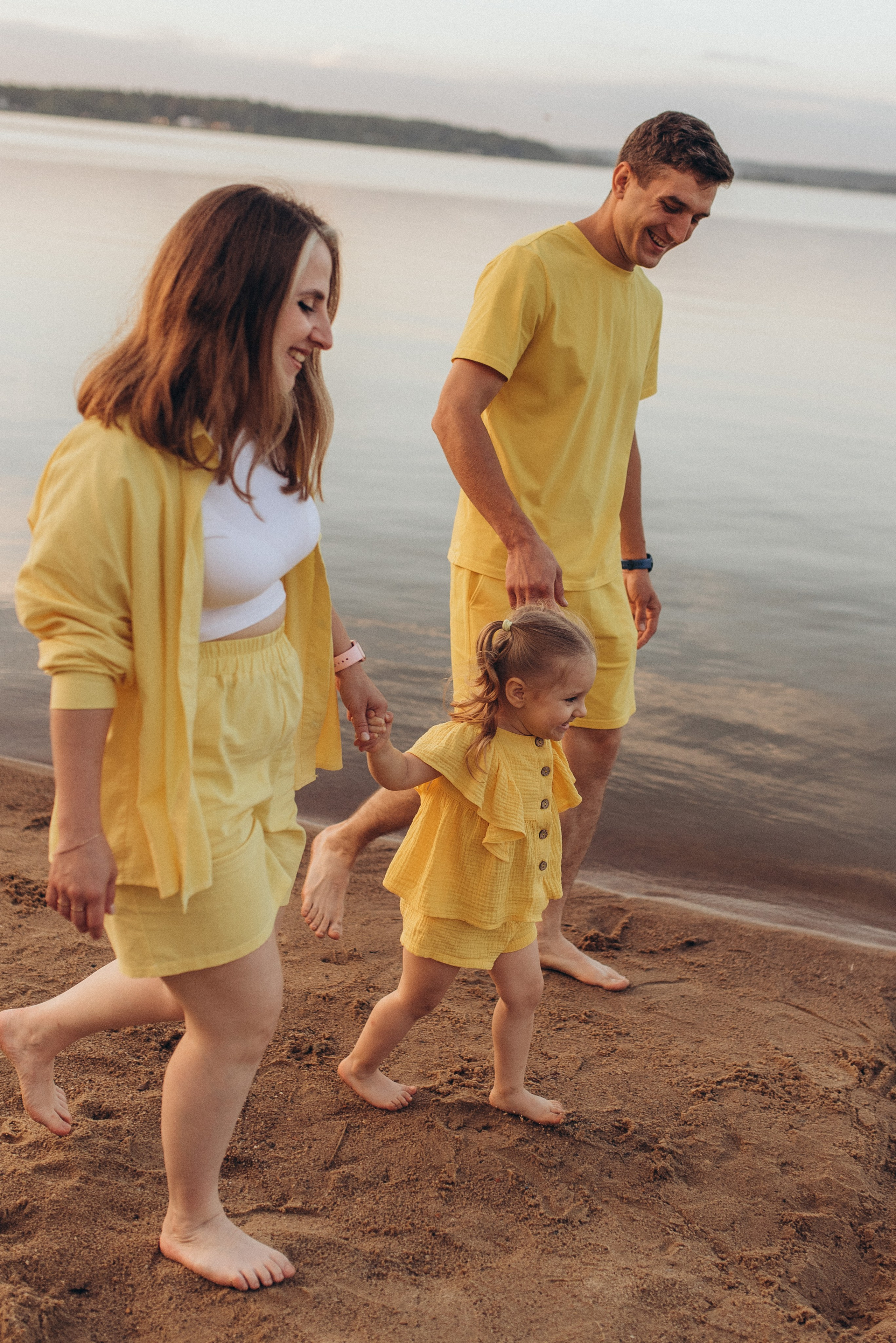 Летняя прогулка на закате. Семейный фотограф в Москве Екатерина Север