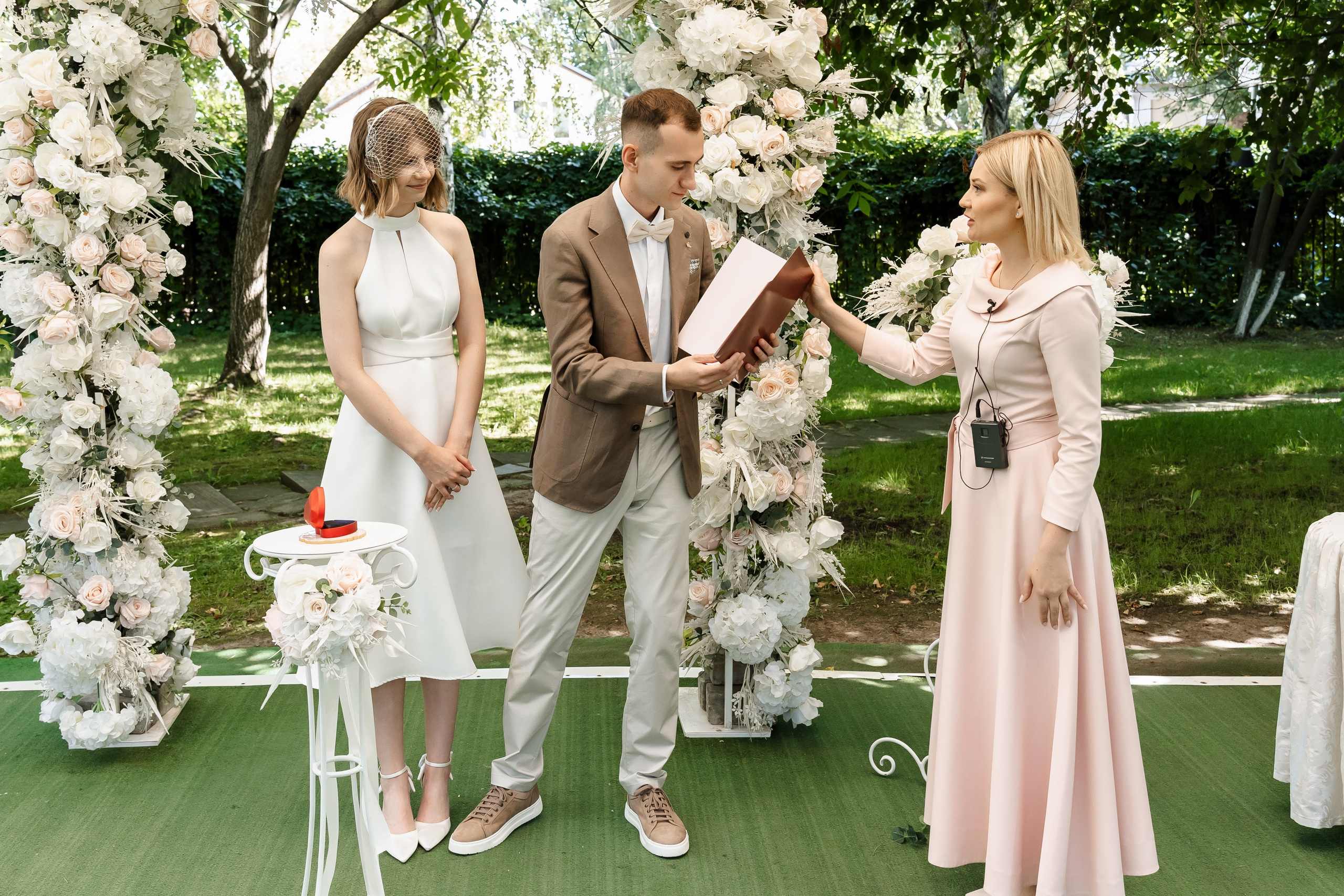 Свадьба Арины и Григория. Свадебный фотограф в Москве Яна Деньгина