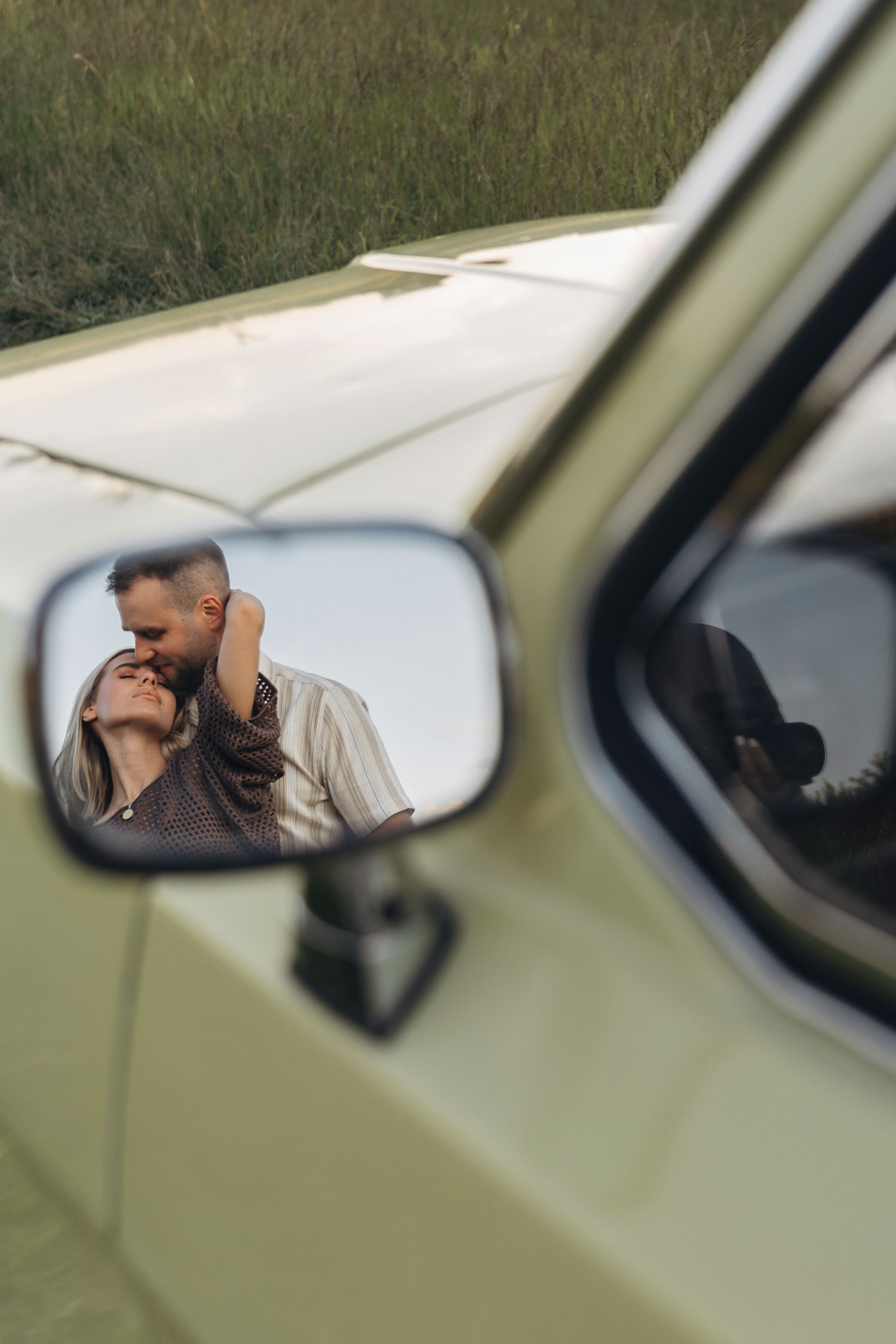 На машине загород. Ваш фотограф Вика Артемова