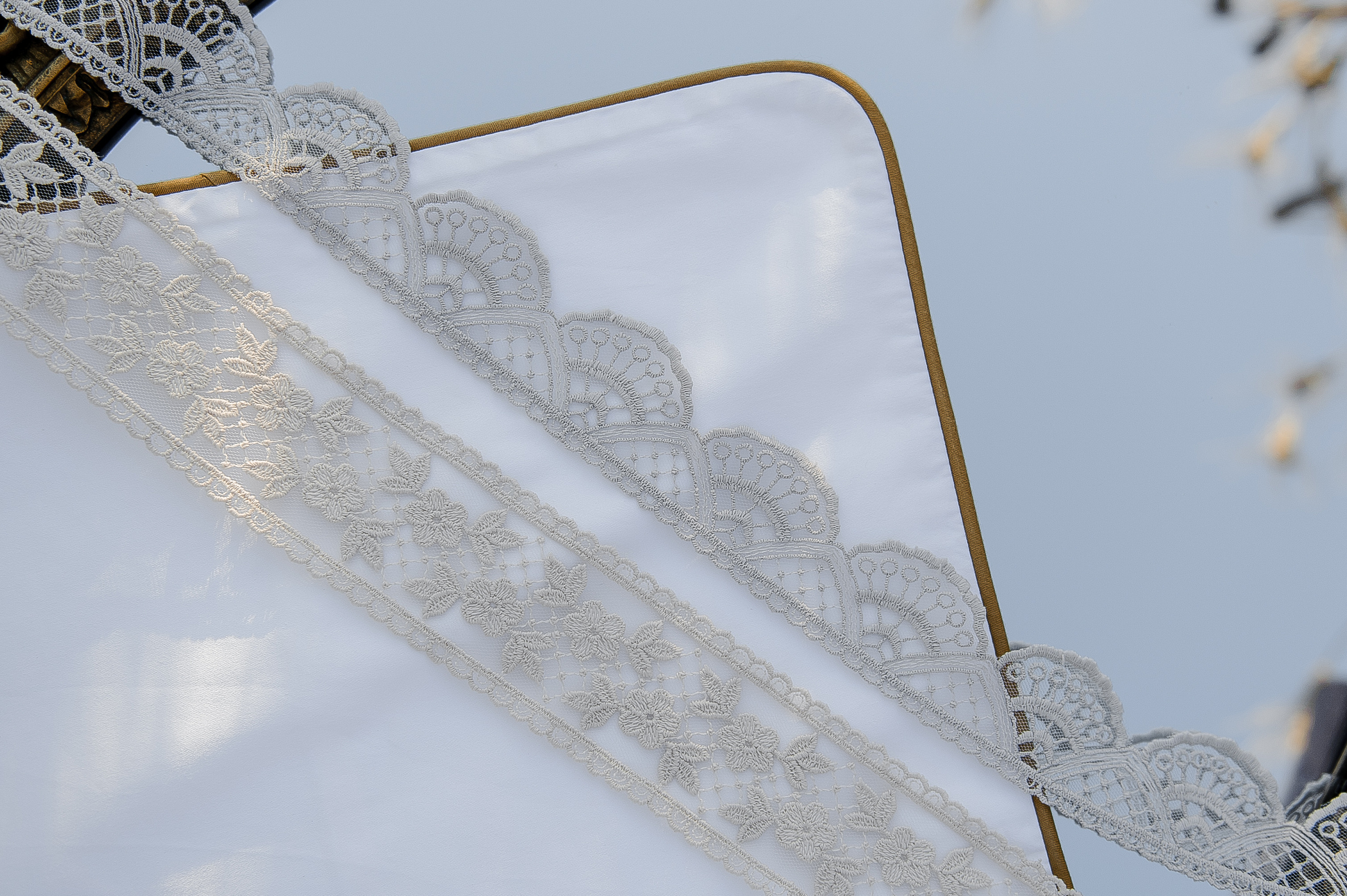 Имиджевая подушки. Ozon/wb